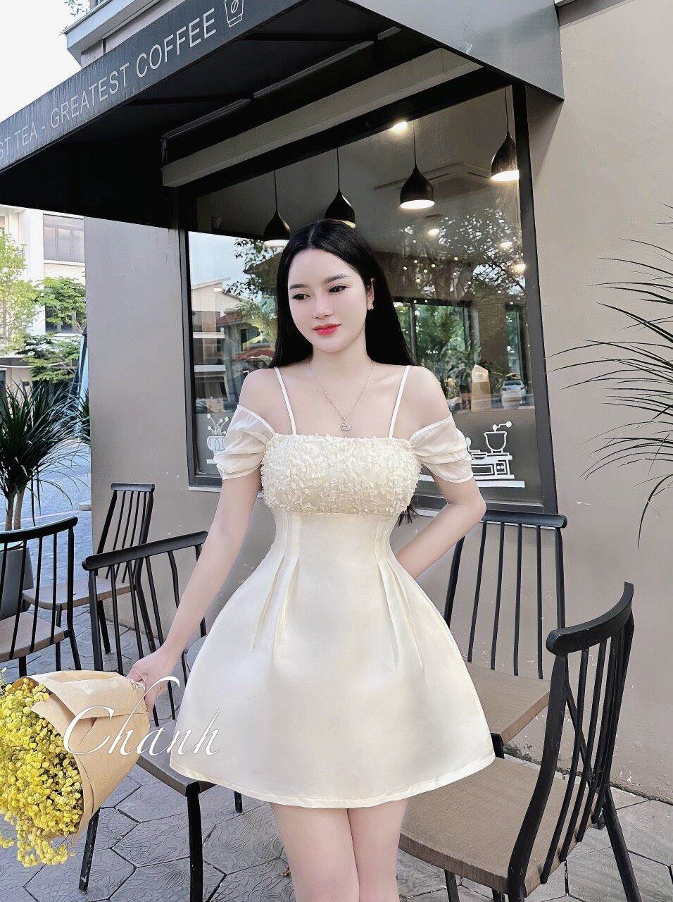 Váy tafta 2 dây phối ren cực sang D002
