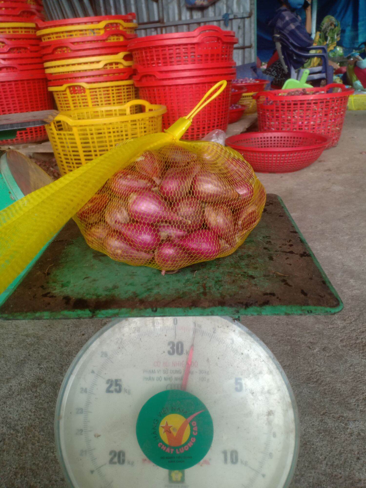 hành tím phan rang loại to, túi 1kg.