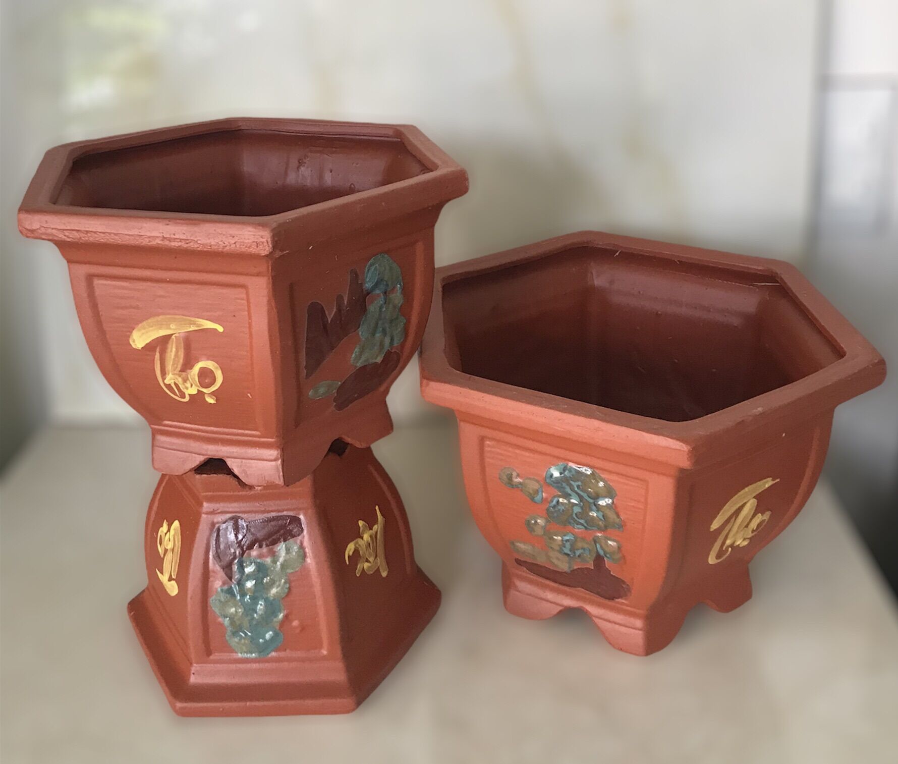 Bộ 3 chậu đất nung bonsai lục giác.