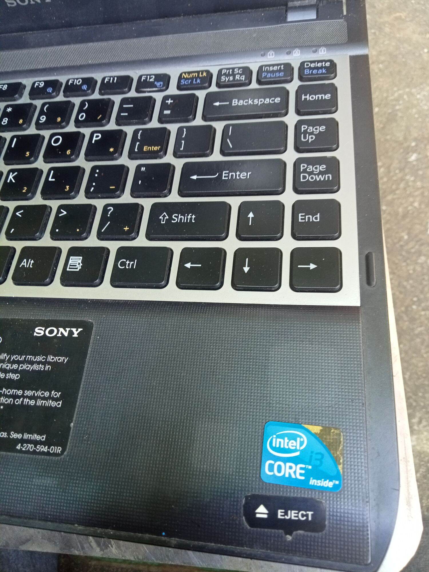Laptop Sony Vaio.