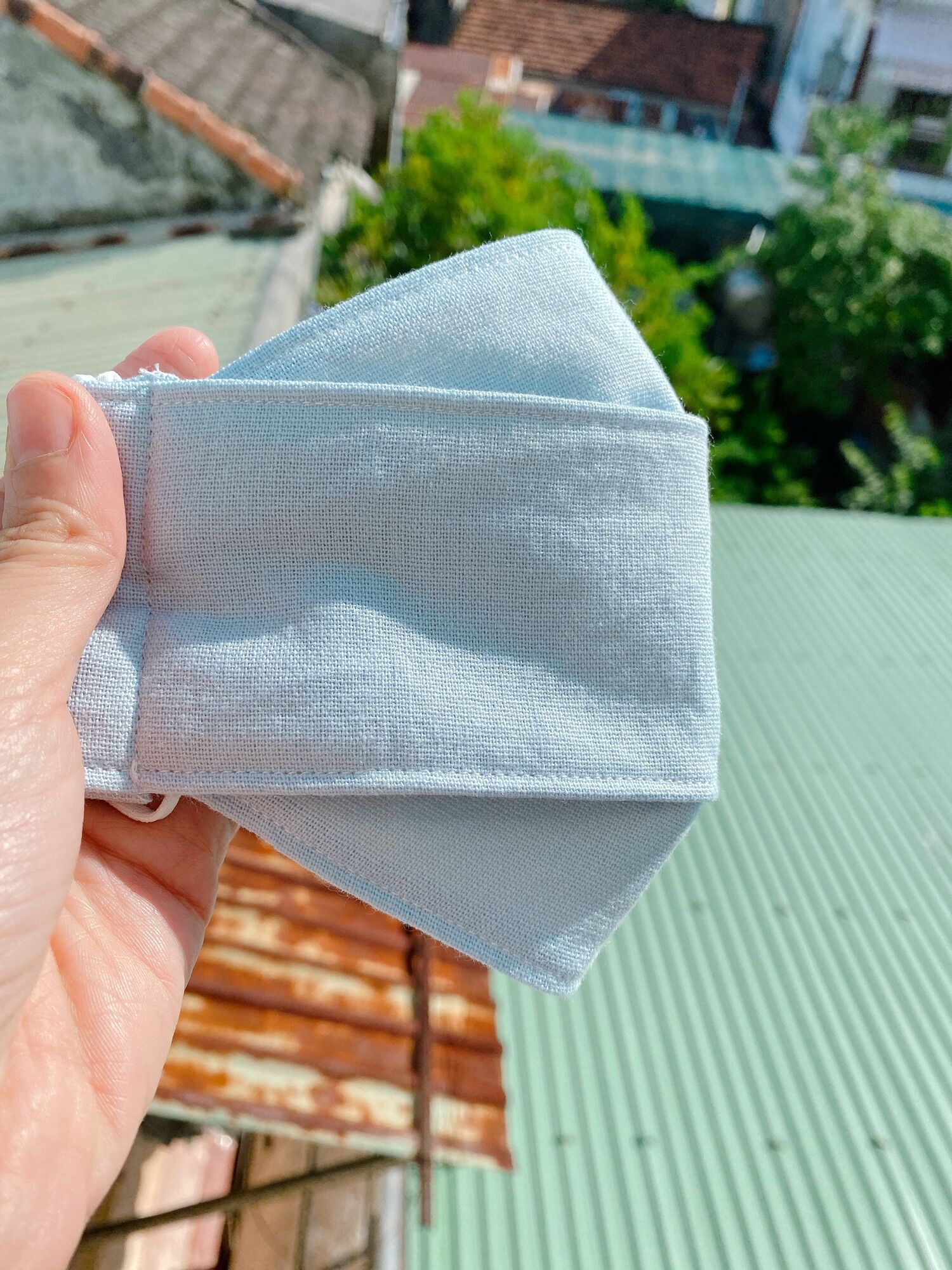 Khẩu trang vải linen