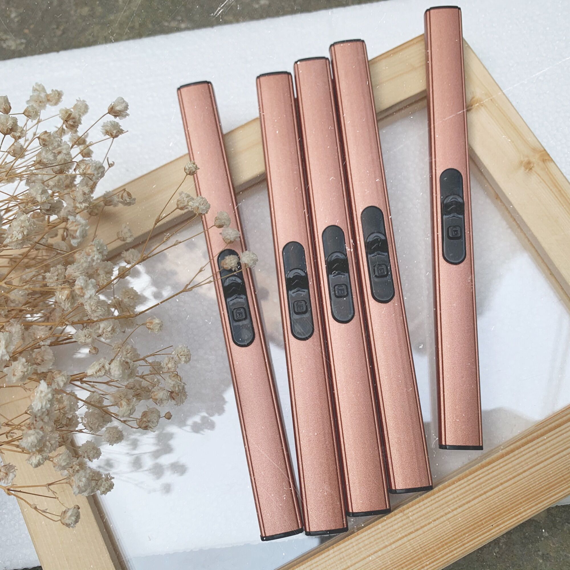 Bật lửa điện đốt nến thơm sạc USB tiện lợi, an toàn