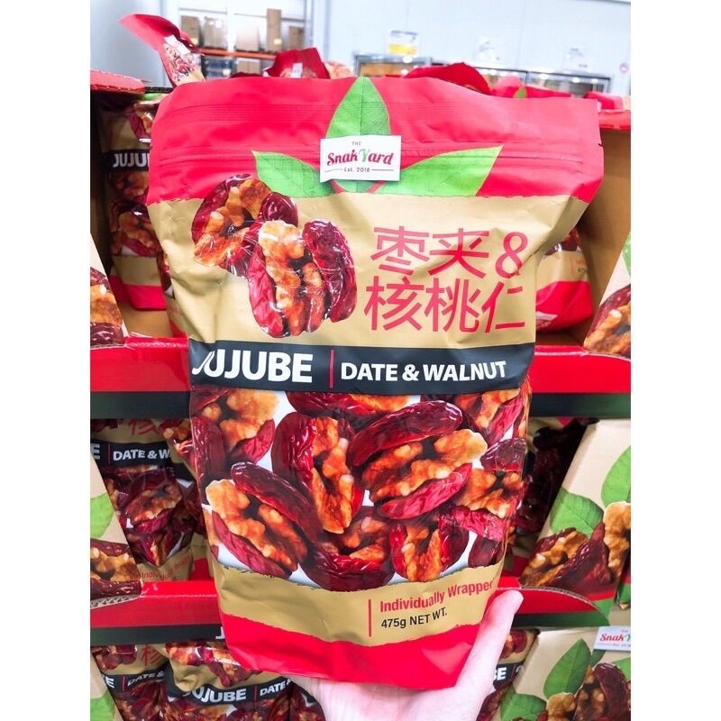 Táo tàu đỏ sấy dẻo bọc hạt óc chó Sank Yard Jujube Date & Walnut