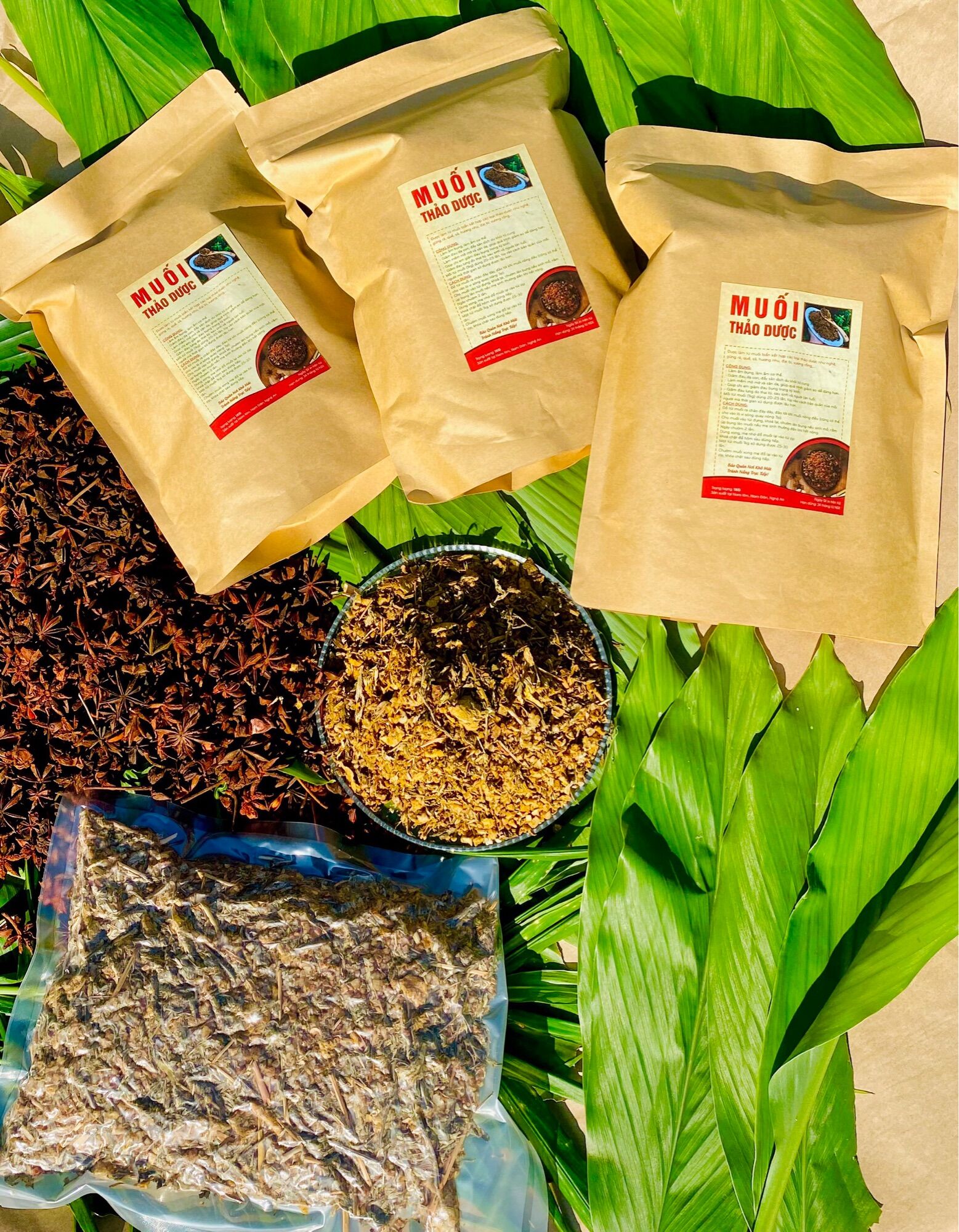 Muối thảo dược chườm bụng sau sinh (handmade)