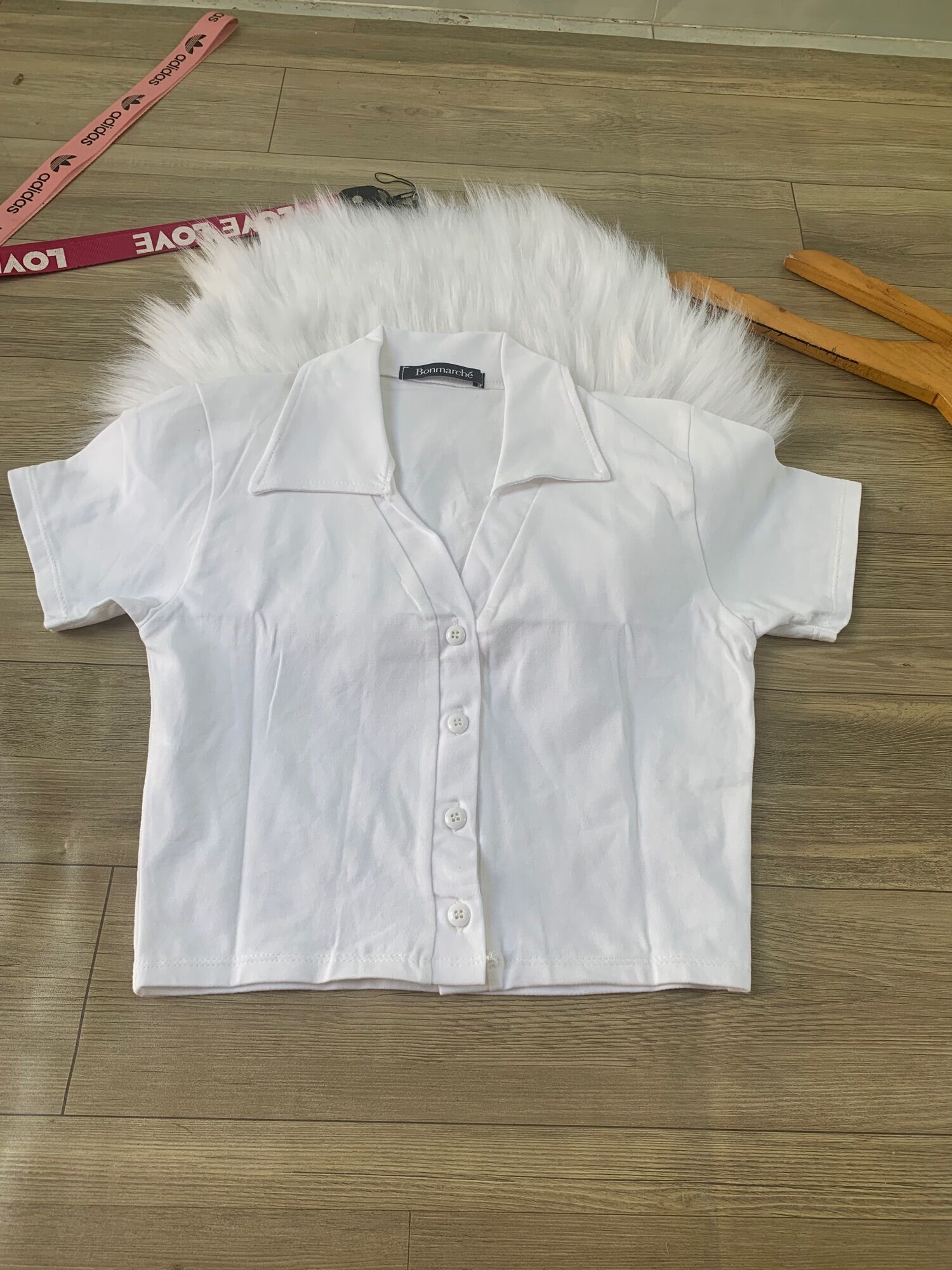 Áo croptop cổ polo phối nút ( kèm video)
