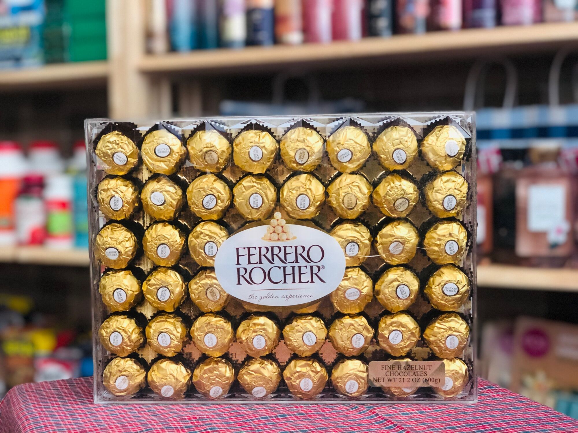 Socola Ferrero Rocher nhân hạt dẻ, hộp 48 viên