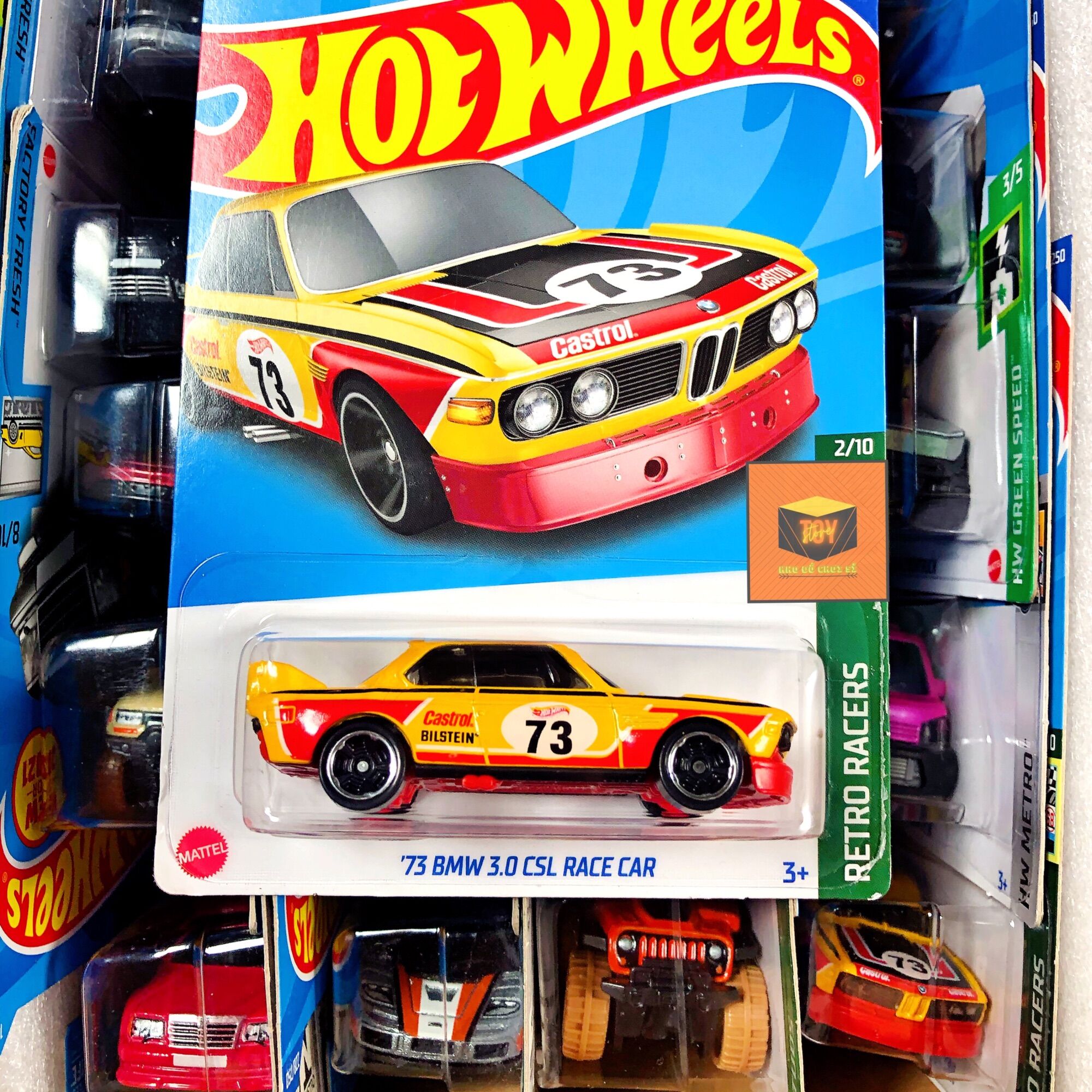Xe Mô Hình Hot Wheels tỉ lệ 1:64 "73 BMW 3.0 CLS Race Car" (Yellow/Vàng) (Team Castrol) (New Model 2022)