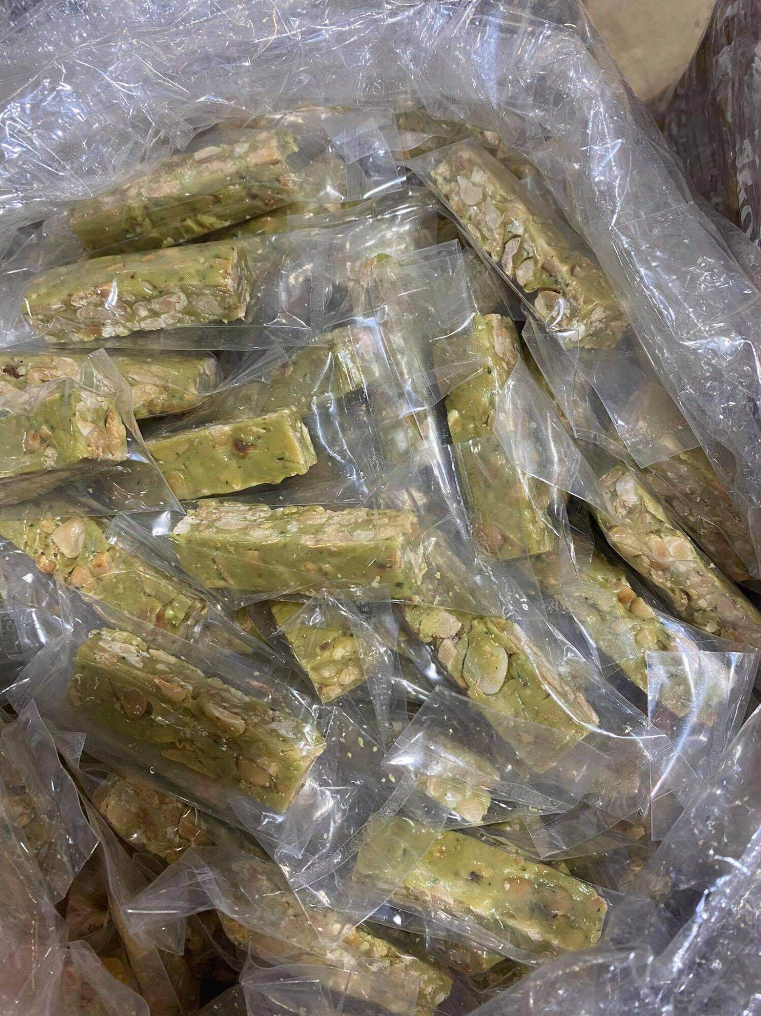 kẹo đậu phộng nước cốt dừa sâm dứa 500g giòn béo thơm ngon