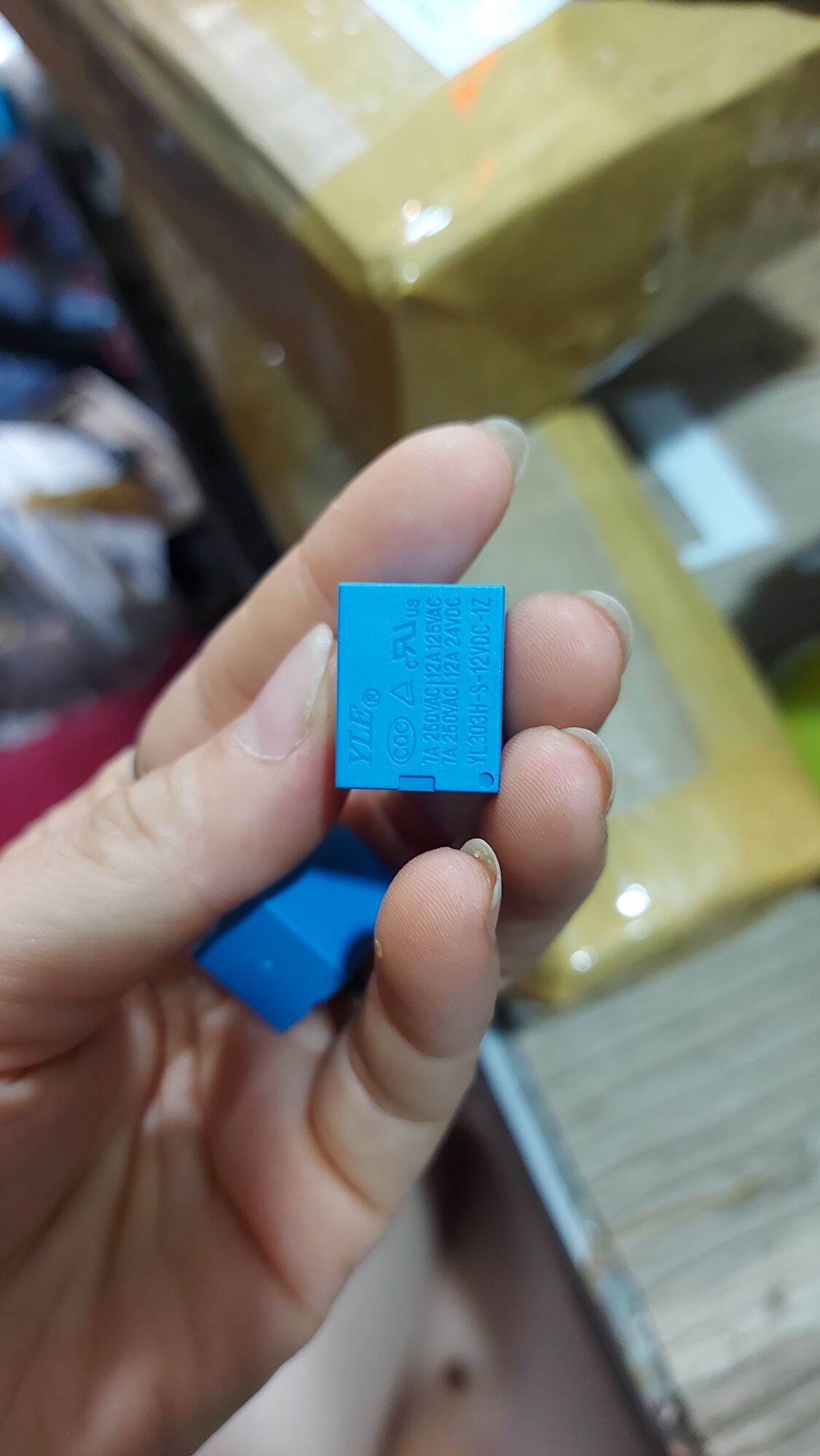 10c rơle 12v/5 chân màu xanh