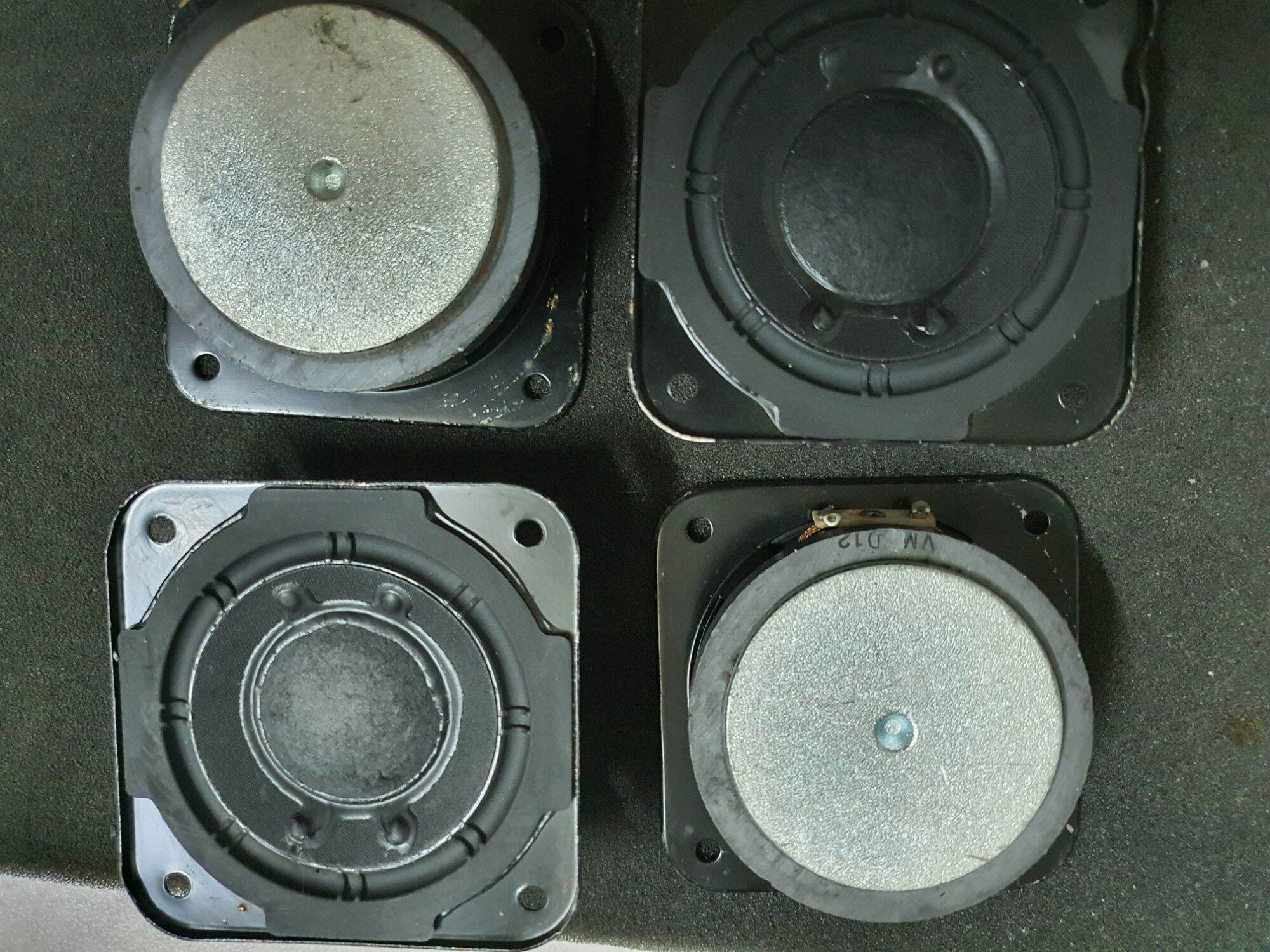 Loa bass sub mỏng 3 inch tháo tivi.