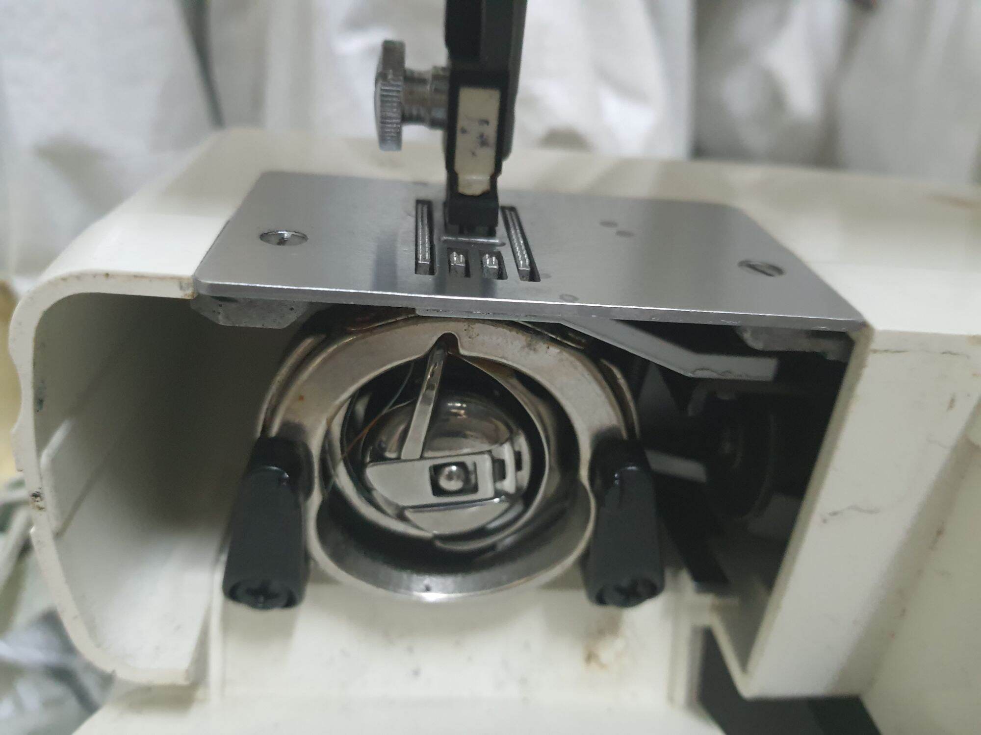 Máy may mini nội địa Nhật Bản ổ sắt rất bền