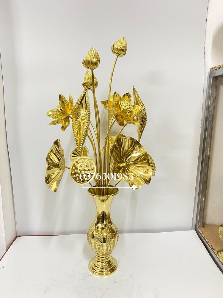 Bó hoa sen bằng đồng nguyên chất cao 70cm Bơ hoa 15 cành màu vàng ánh kim