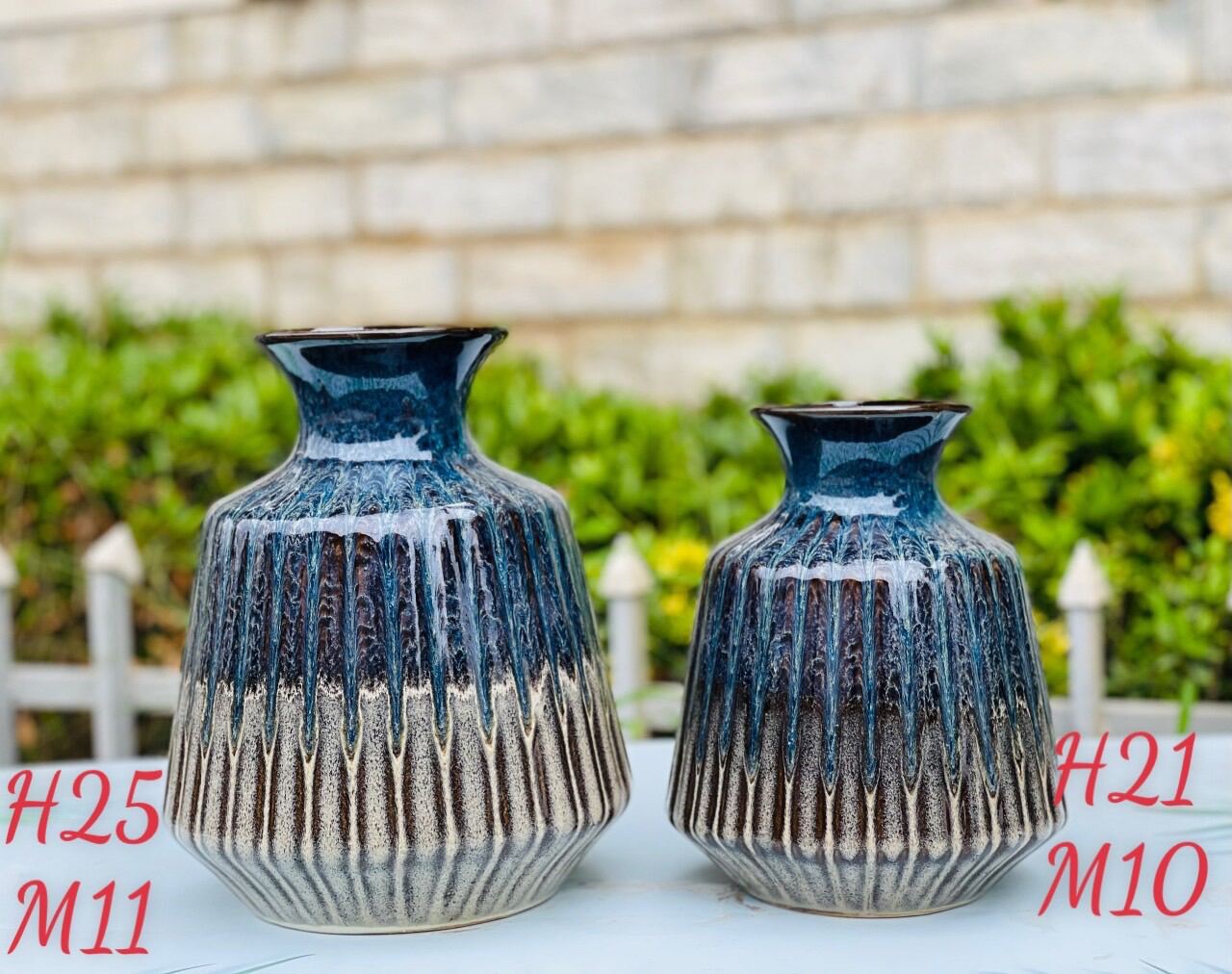 Bình cắm hoa dáng trụ-vai vuông, men hỏa biến.