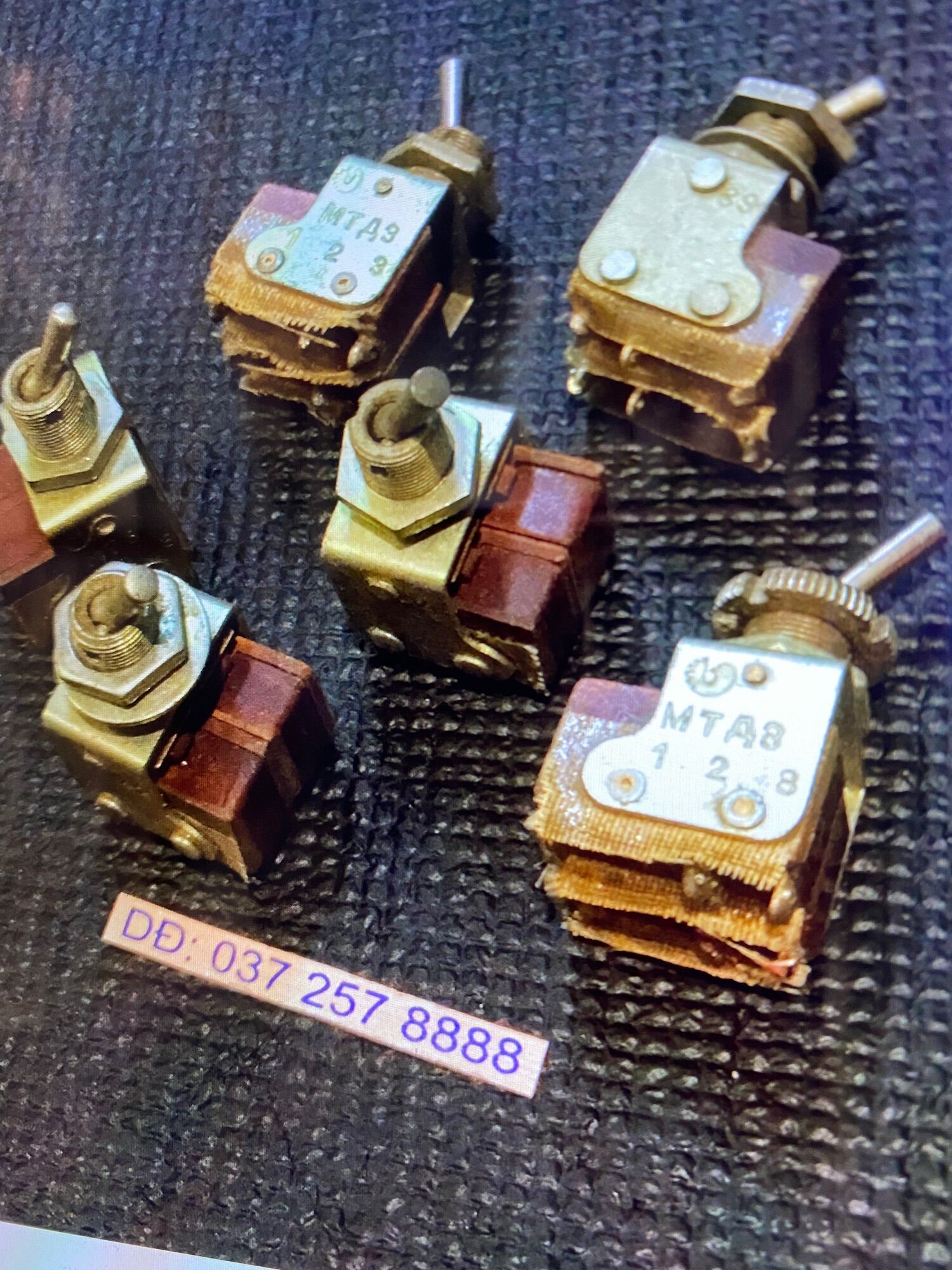 Công tắc của Nga 6 chân Tắt / Bật hàng tháo tốt ((5 chiếc)