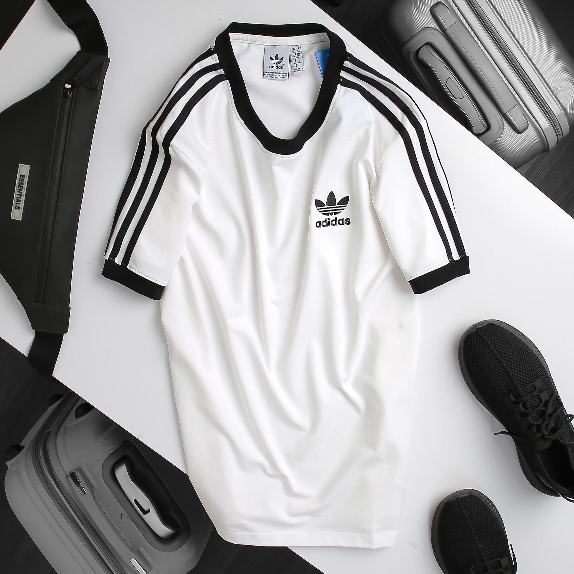 Áo adidas 3 sọc