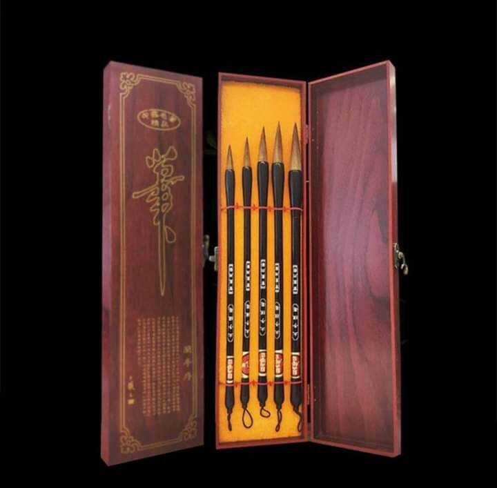 Bộ 5 bút lông thư pháp có hộp đựng