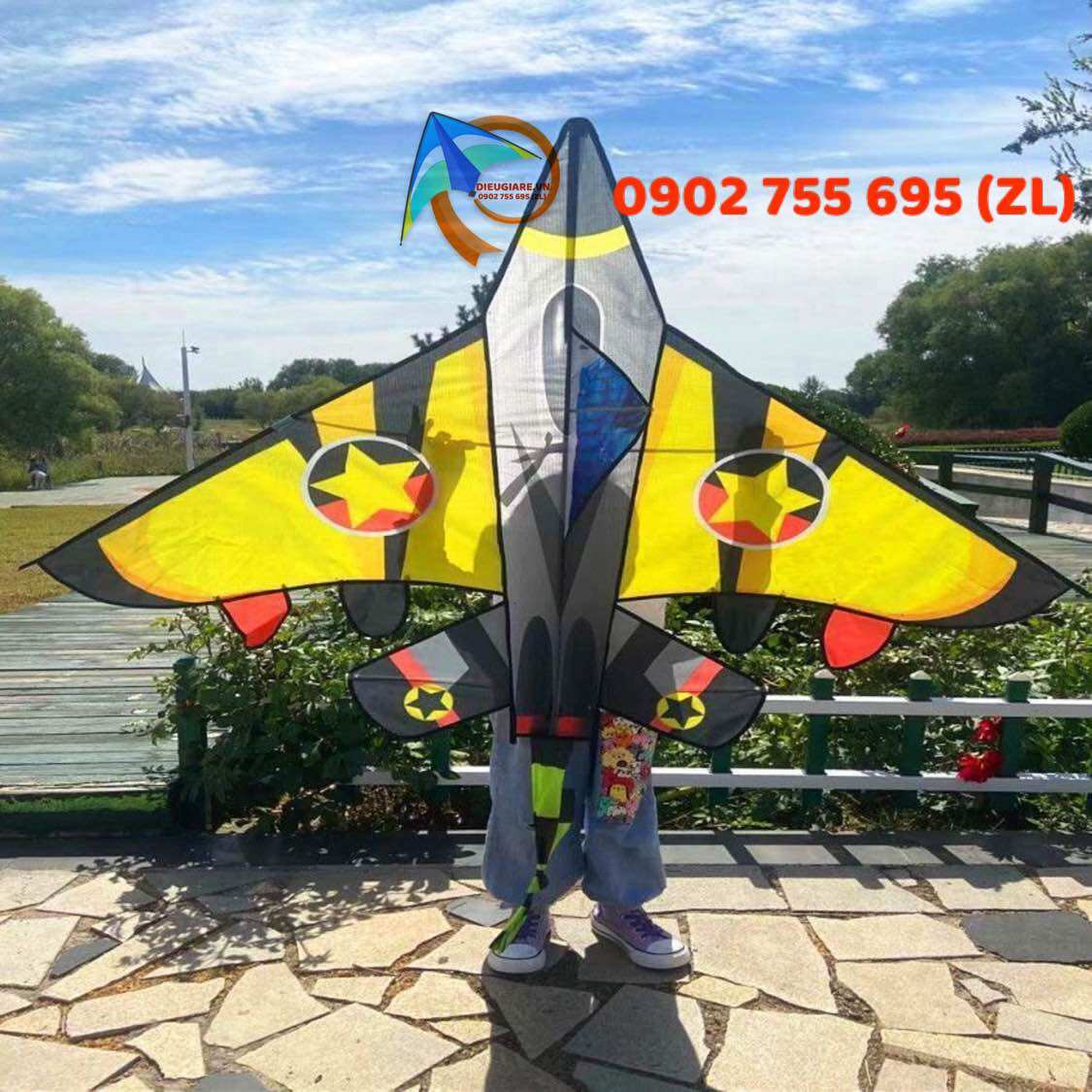 {2024 HOT} [MUA 1 TẶNG 2] Diều máy bay chiến đấu cơ xanh/vàng - Tặng 150 mét dây + túi vải đựng (diều 3d, diều giá rẻ, diều độc lạ, diều đẹp, diều máy bay chiến đấu, diều đại trà, diều delta, diều khổng lồ, diều bướm, Stitch, diều cá mập, diều rắn)