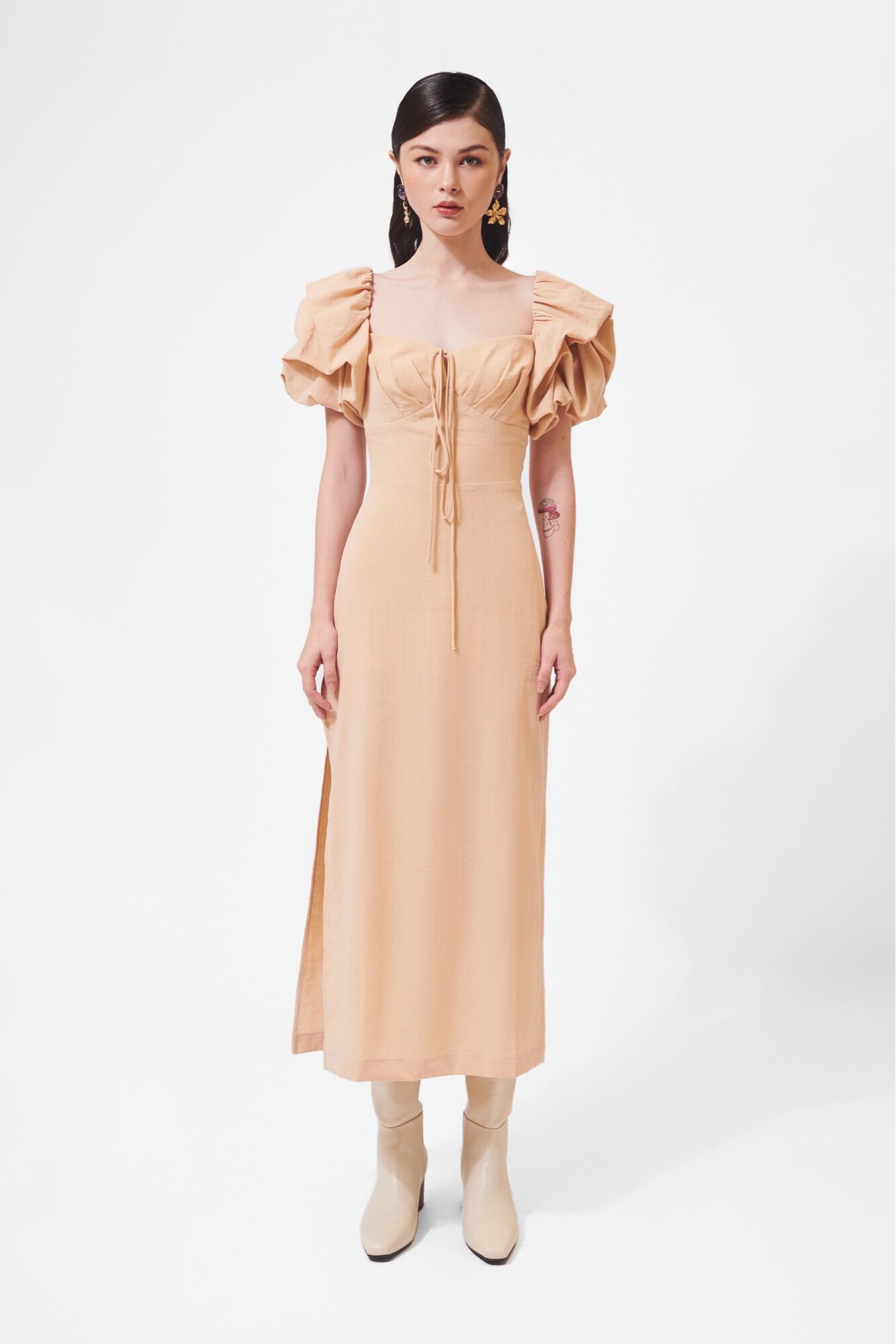 Đầm dài xẻ tà xếp tay cánh hoa - dandelion dress