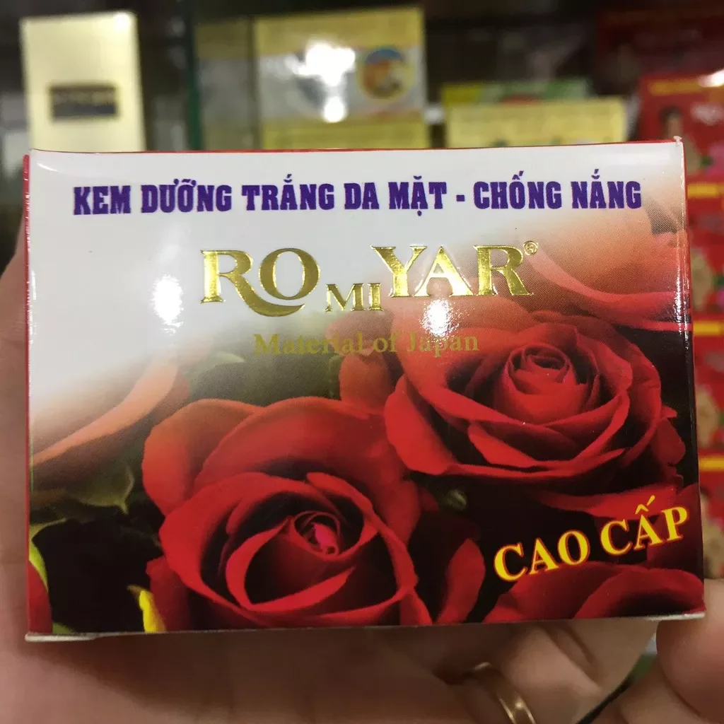 Kem trắng da, chống nắng Romiyar 15g (Chính hãng)