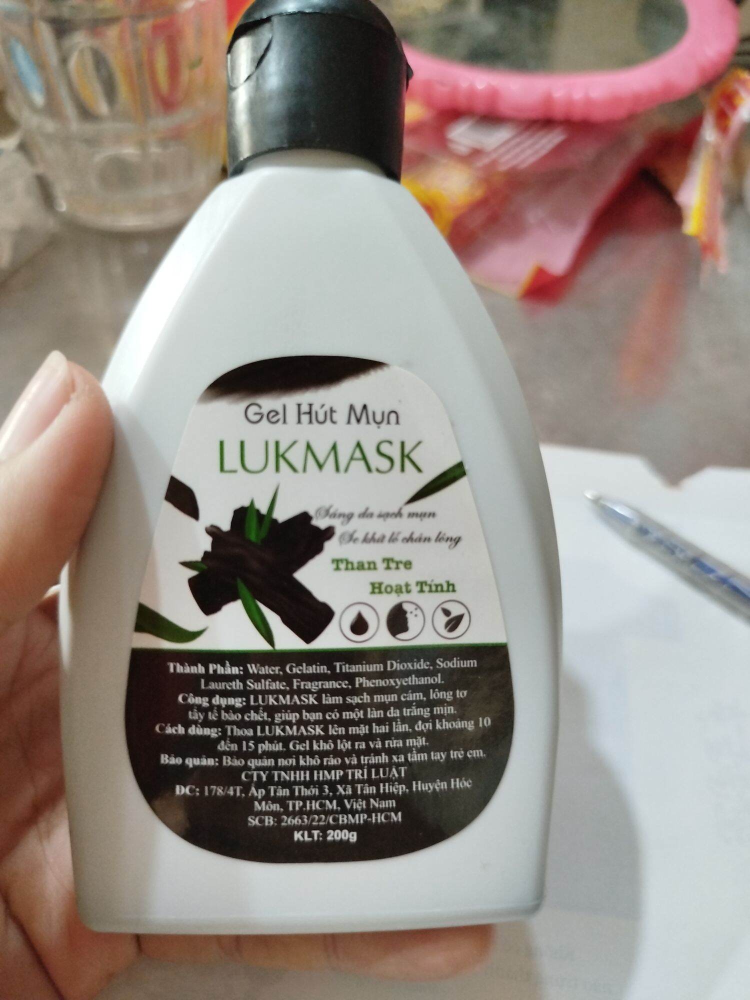 Gel lột mụn LC - gel hút mụn Nha đam - than hoạt tính , bùn khoáng, rong biển 200g