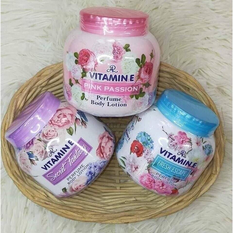 Hủ Dưỡng Thể Hương Nước Hoa AR Vitamin E PERFUME Body Lotion Thái Lan 200gram