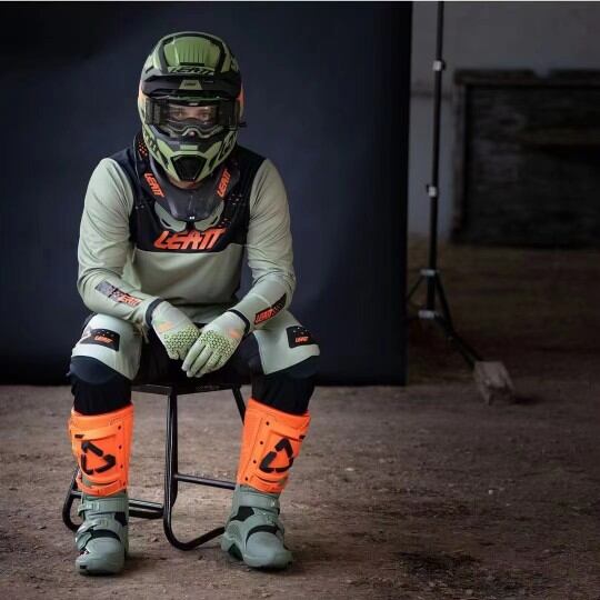 Enduro Lite Motocross Kit Giá 6,934,000 Đồng*Miễn phí vận chuyển