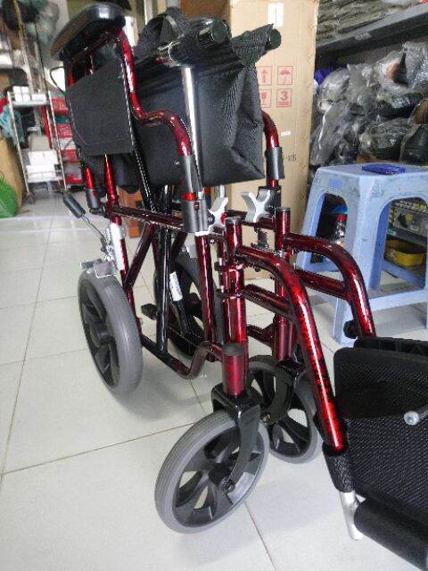 xe lăn du lịch cao cấp
