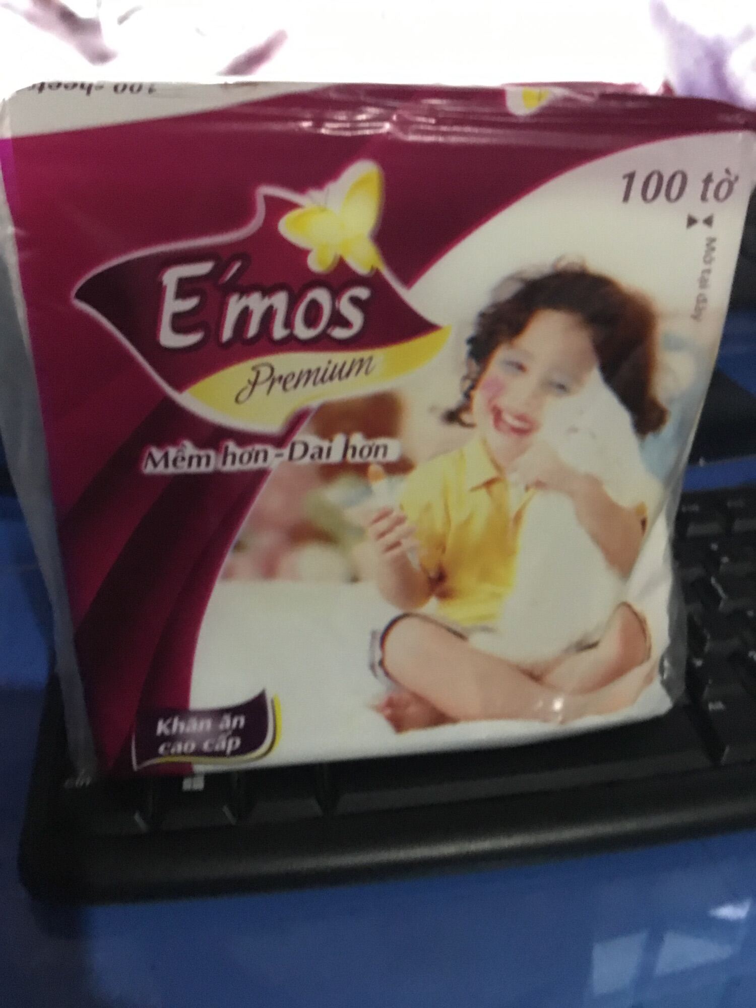 1 Gói Giấy vuông Emos loại cao cấp đảm bảo đủ 100 tờ size lớn 330 330mm