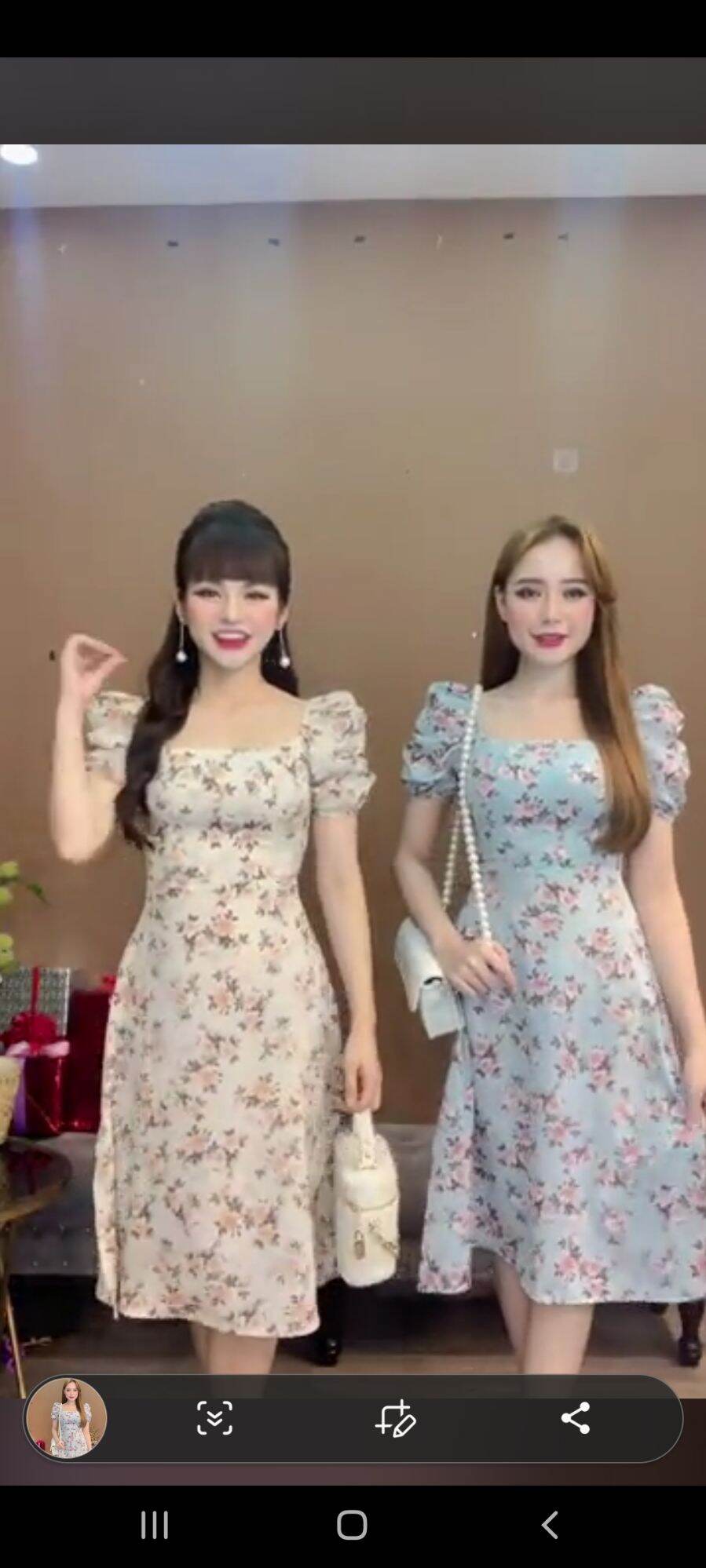 Đầm hoa cổ vuông Monoco