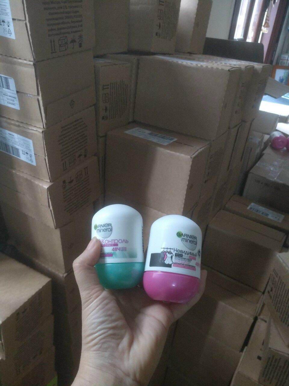 LĂN NÁCH NAM / NỮ , NỘI ĐỊA NGA, DẠNG SÁP