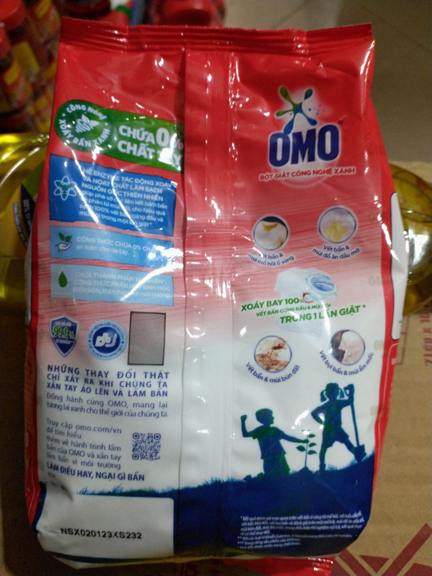 Bột giặt Omo gói 380g