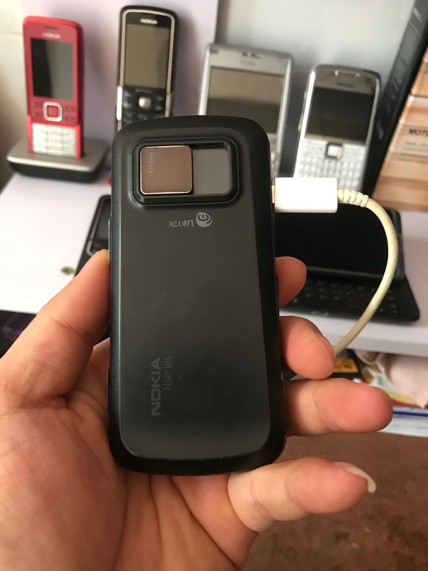 Nokia N97 lớn