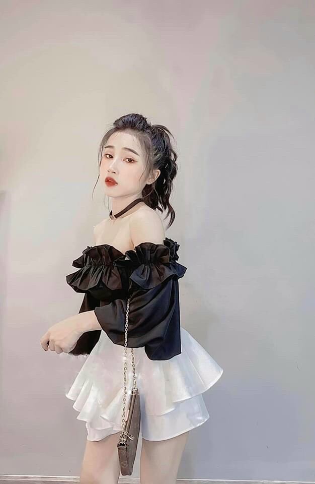 ÁO KIỂU CROPTOP NHÚNG TAY PHỒNG