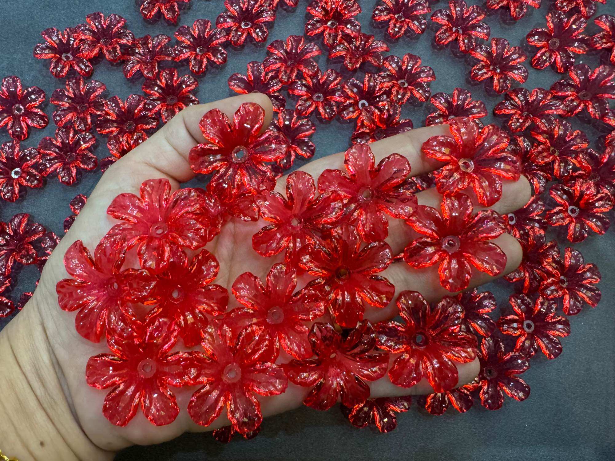 100G Hoa Đúc Pha Lê Nhựa 6 Cánh 30mm