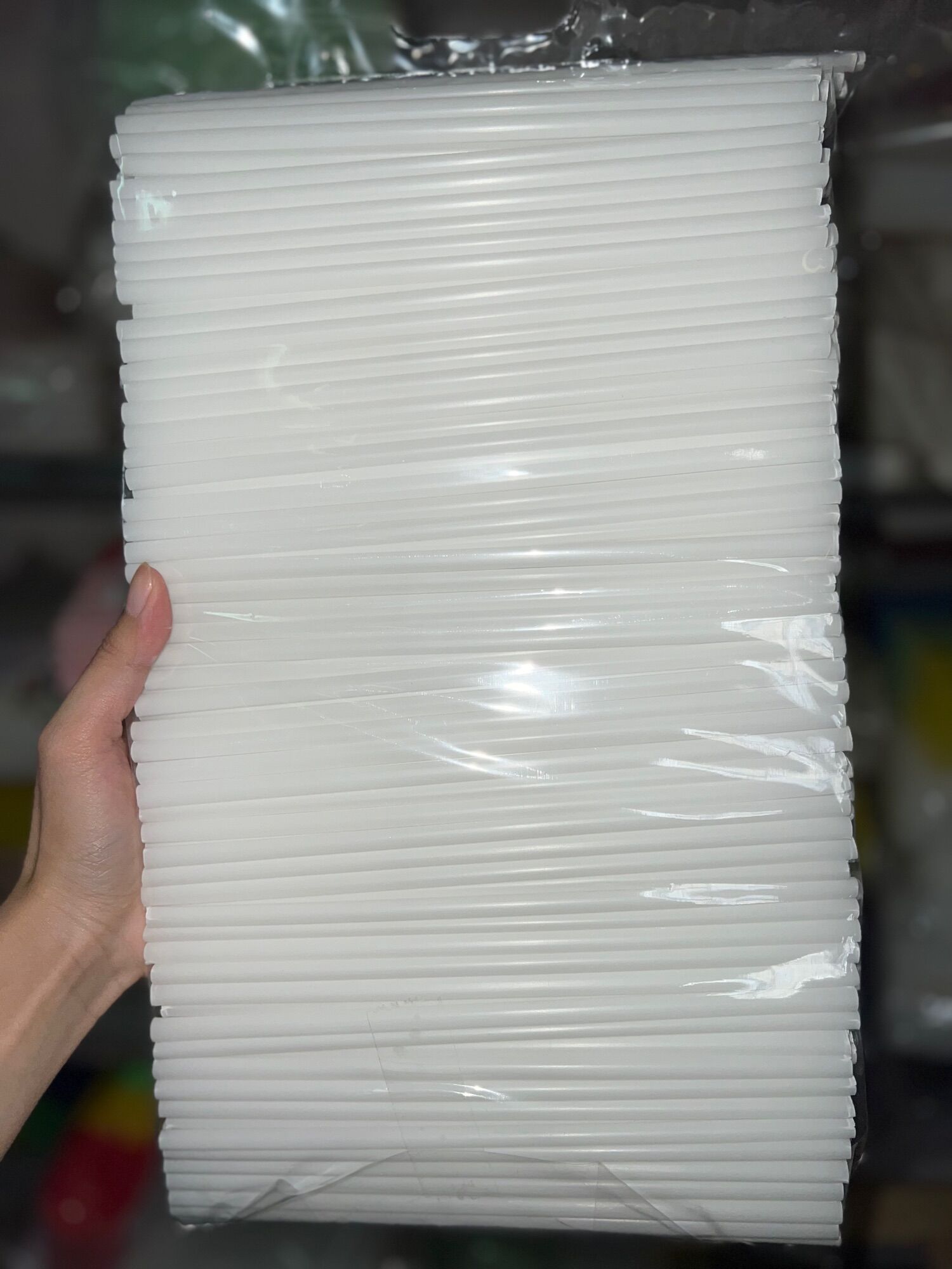 ỐNG HÚT THẲNG PHI 6 TRẮNG TRONG (HAI ĐẦU BẰNG)