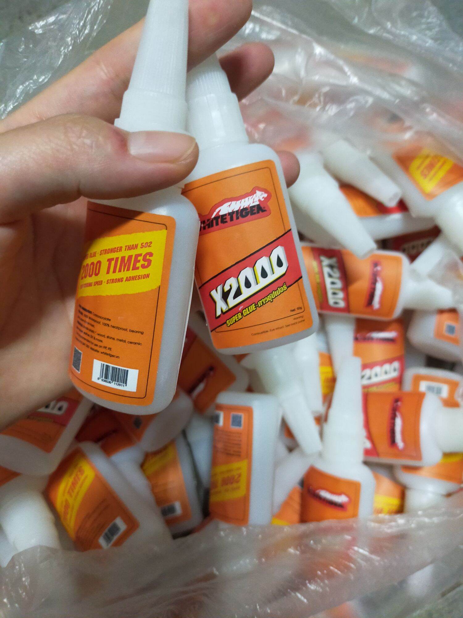 KEO DÁN X2000, KEO  DÁN  SIÊU CHẮC TRÊN MỌI BỀ MẶT