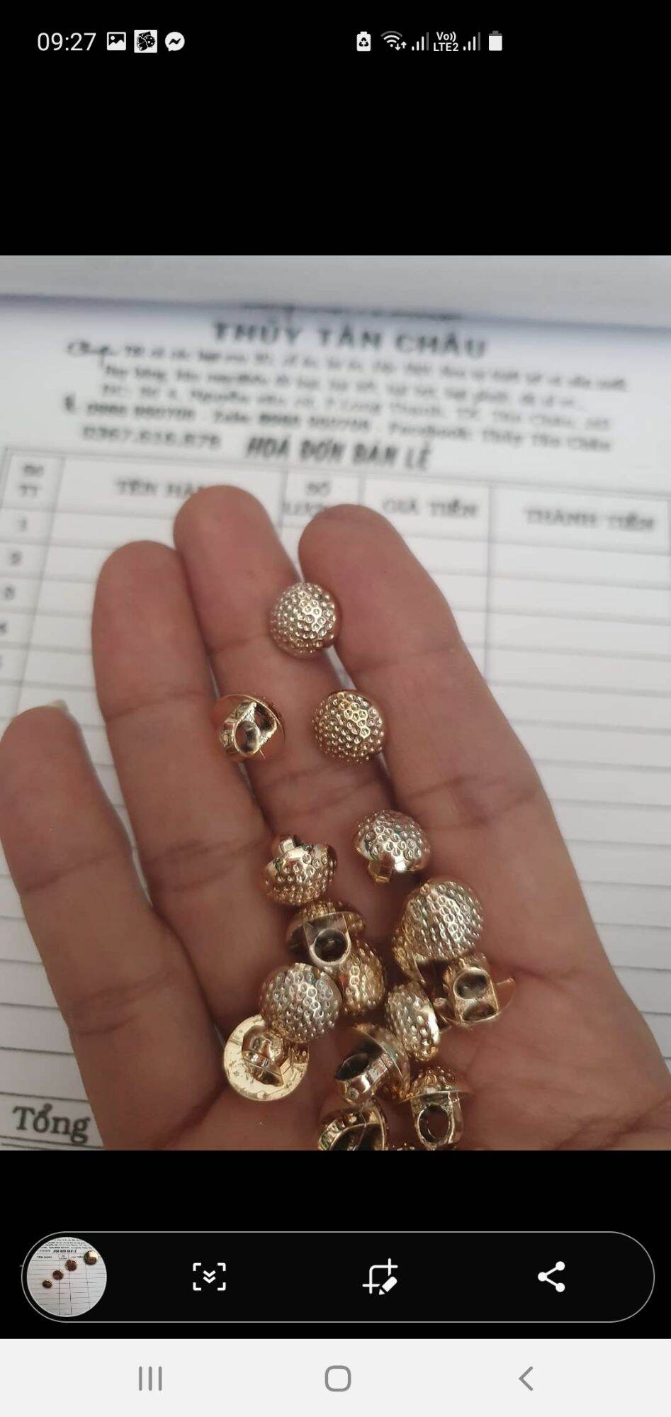 Nút sơ mi chân cao 10mm