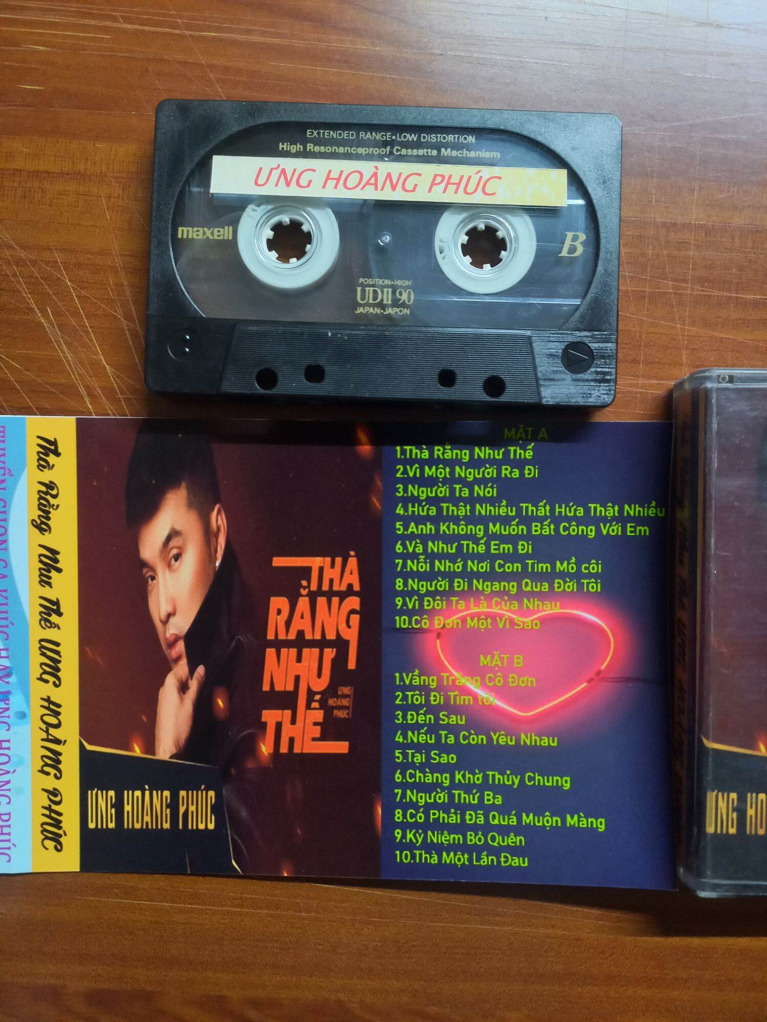 BĂNG CASSETTE ƯNG HOÀNG PHÚC