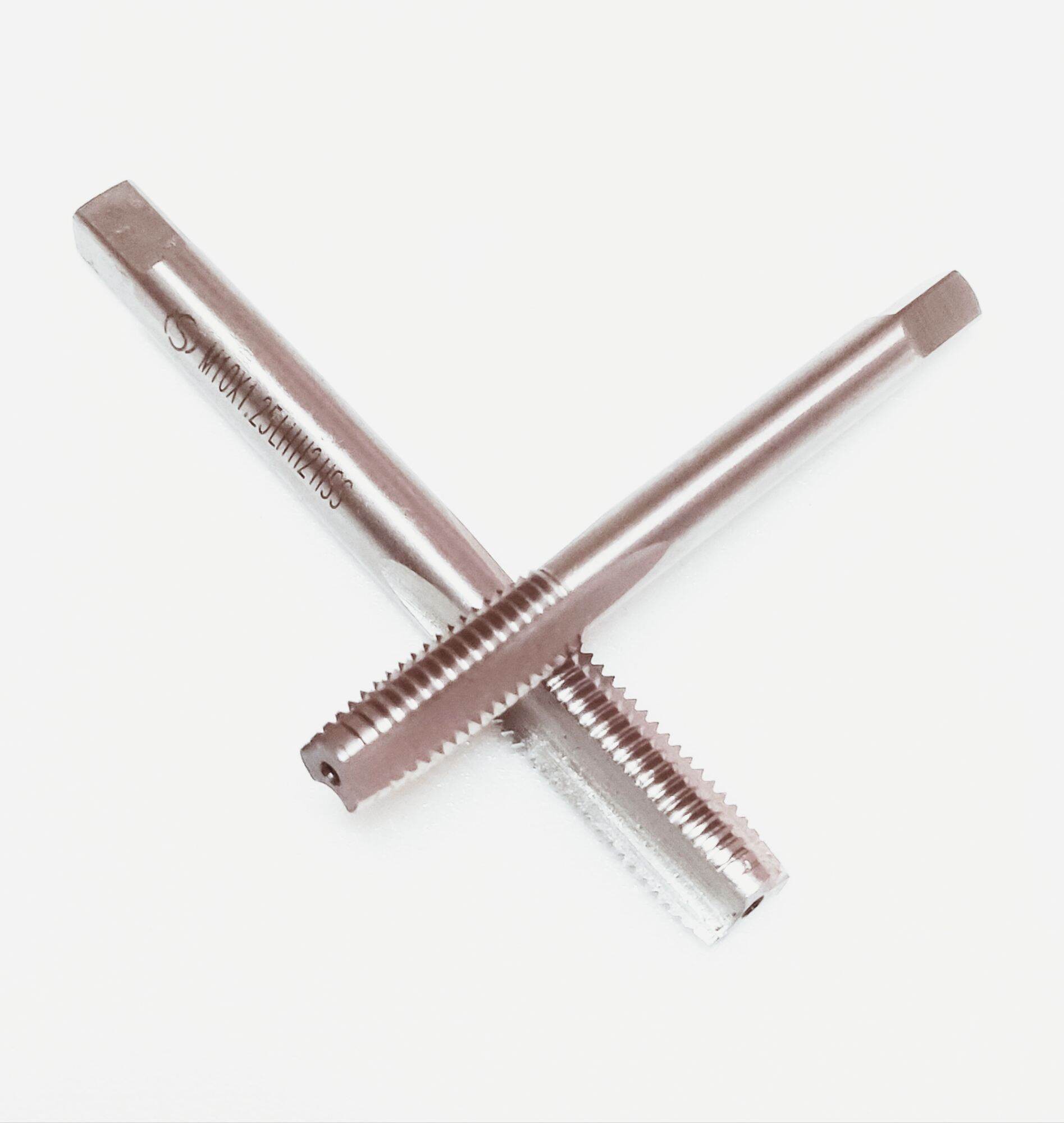 TARO RĂNG NGƯỢC 8LY x1.25x1.CÂY...