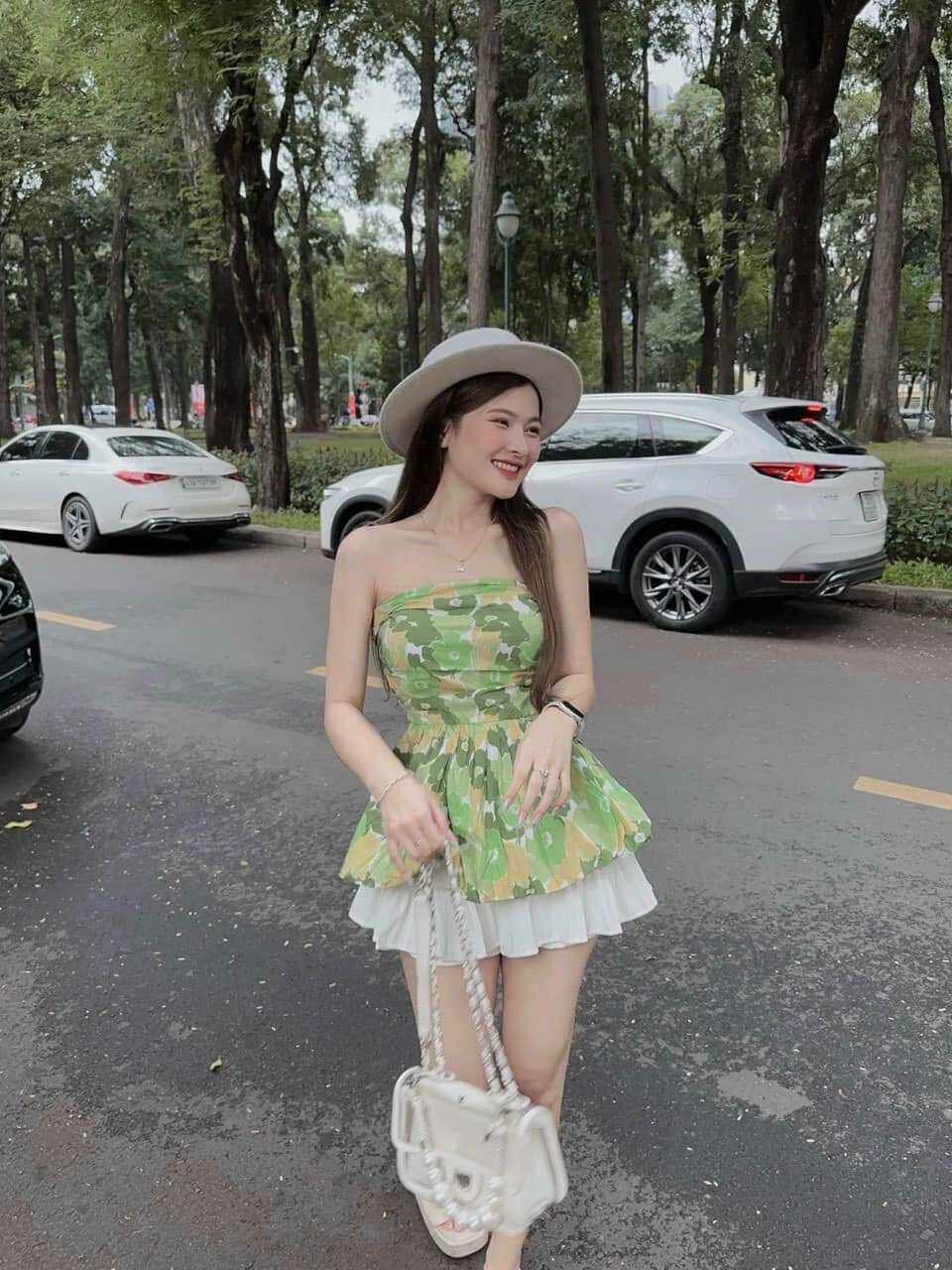 Áo Ống Hoa Cúp Ngực Xếp Ly Phối Bèo
