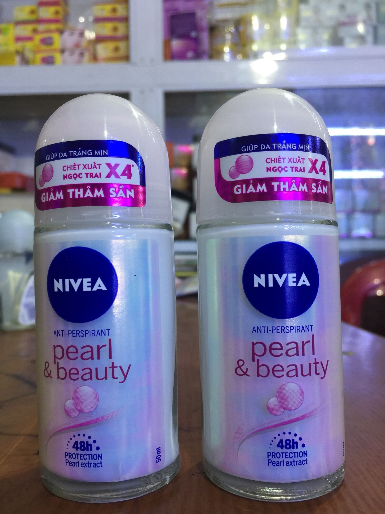 Combo 2 chai lăn khử mùi NIVEA Ngọc trai quyến rủ