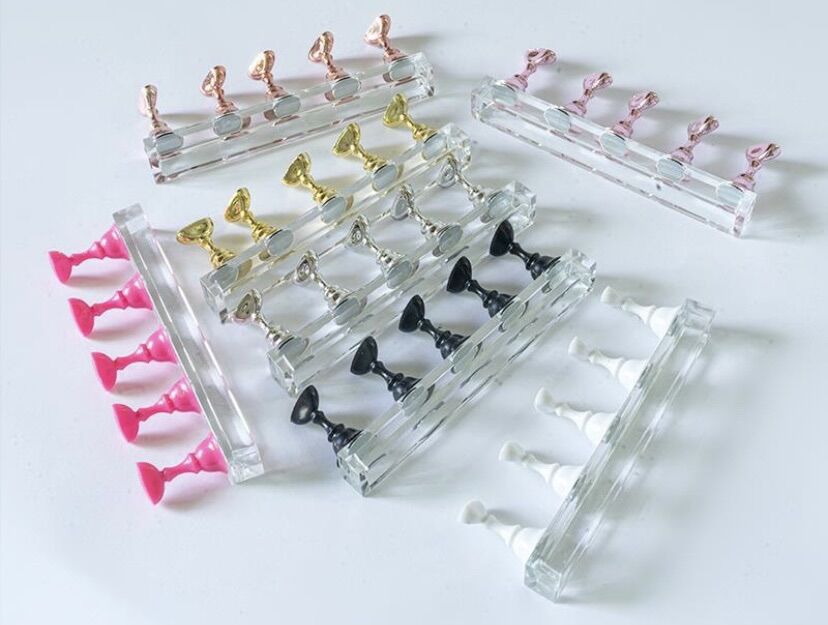 Đế gắn móng giả, giá gắn móng, đế nam châm gắn móng nailbox 4 màu