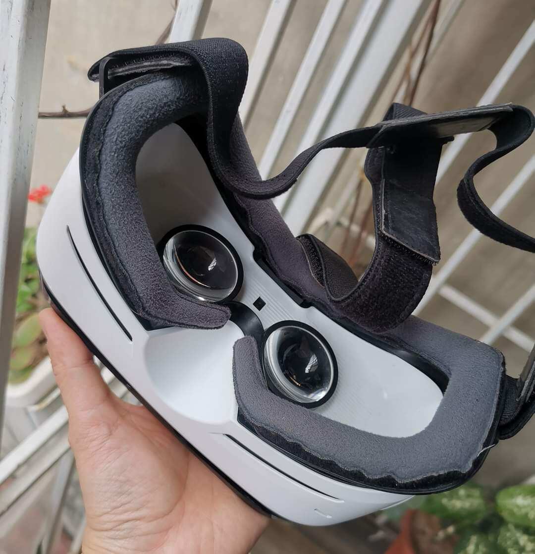 Kính thực tế ảo Samsung Gear VR SM-R322