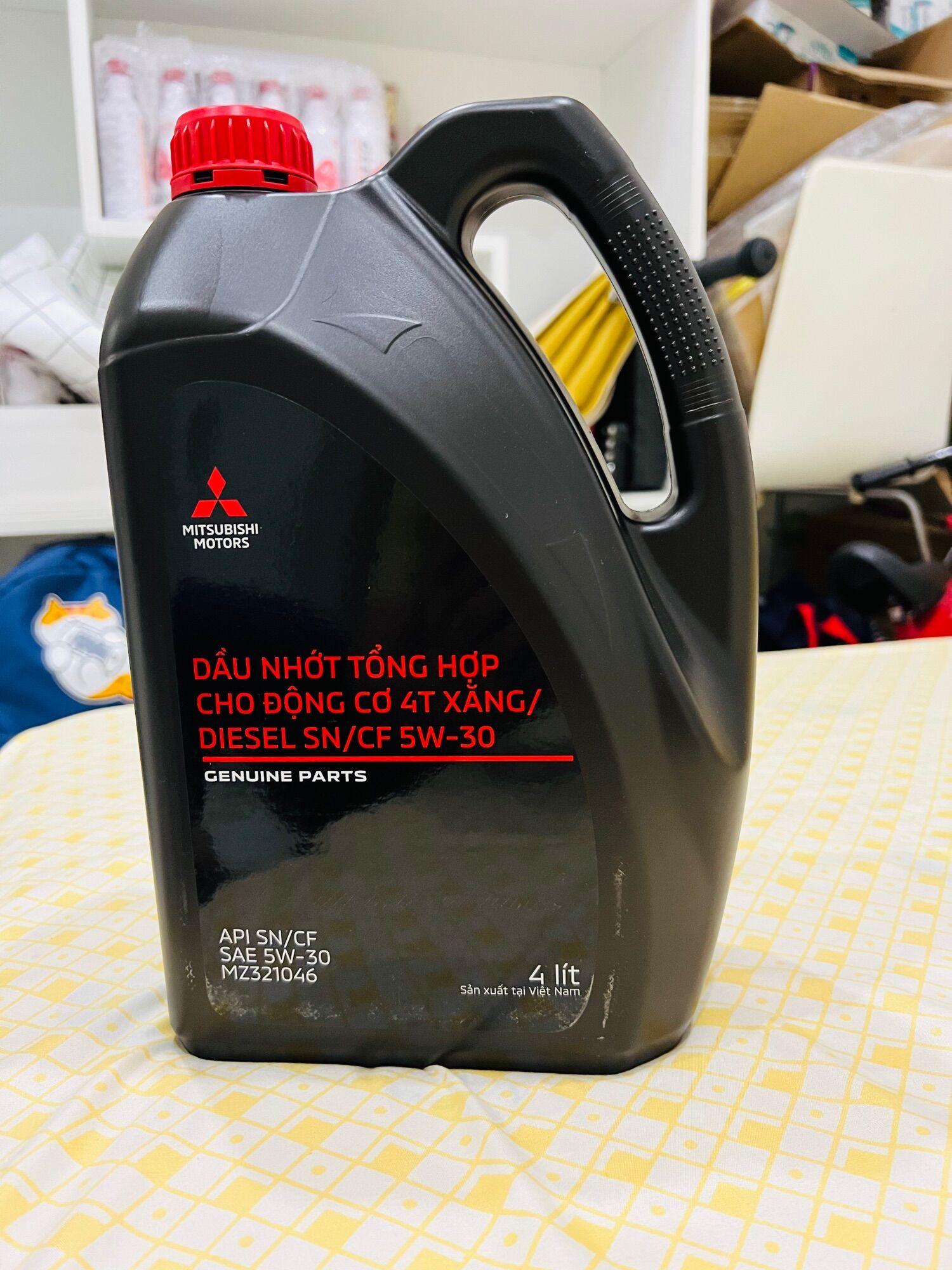 [HCM][DẦU NHỚT MITSUBISHI] DẦU NHỚT TỔNG HỢP CHO ĐÔNG CƠ XĂNG SN/CF 5W-30 BÌNH 4L