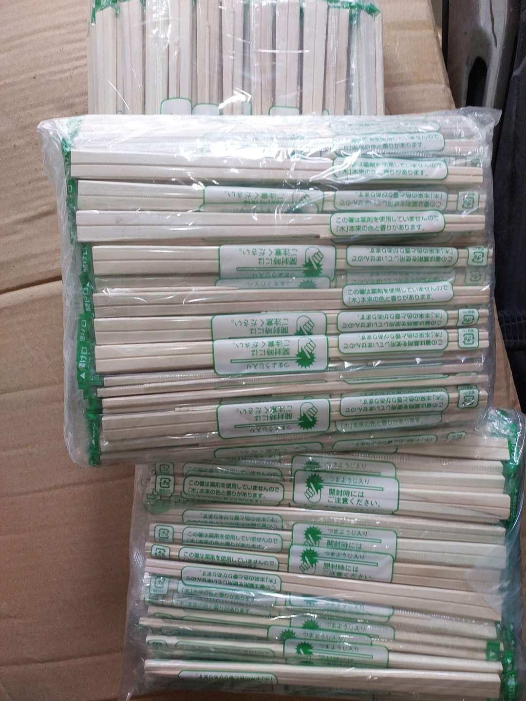 Combo 100 đôi đũa tách Nhật kèm tăm