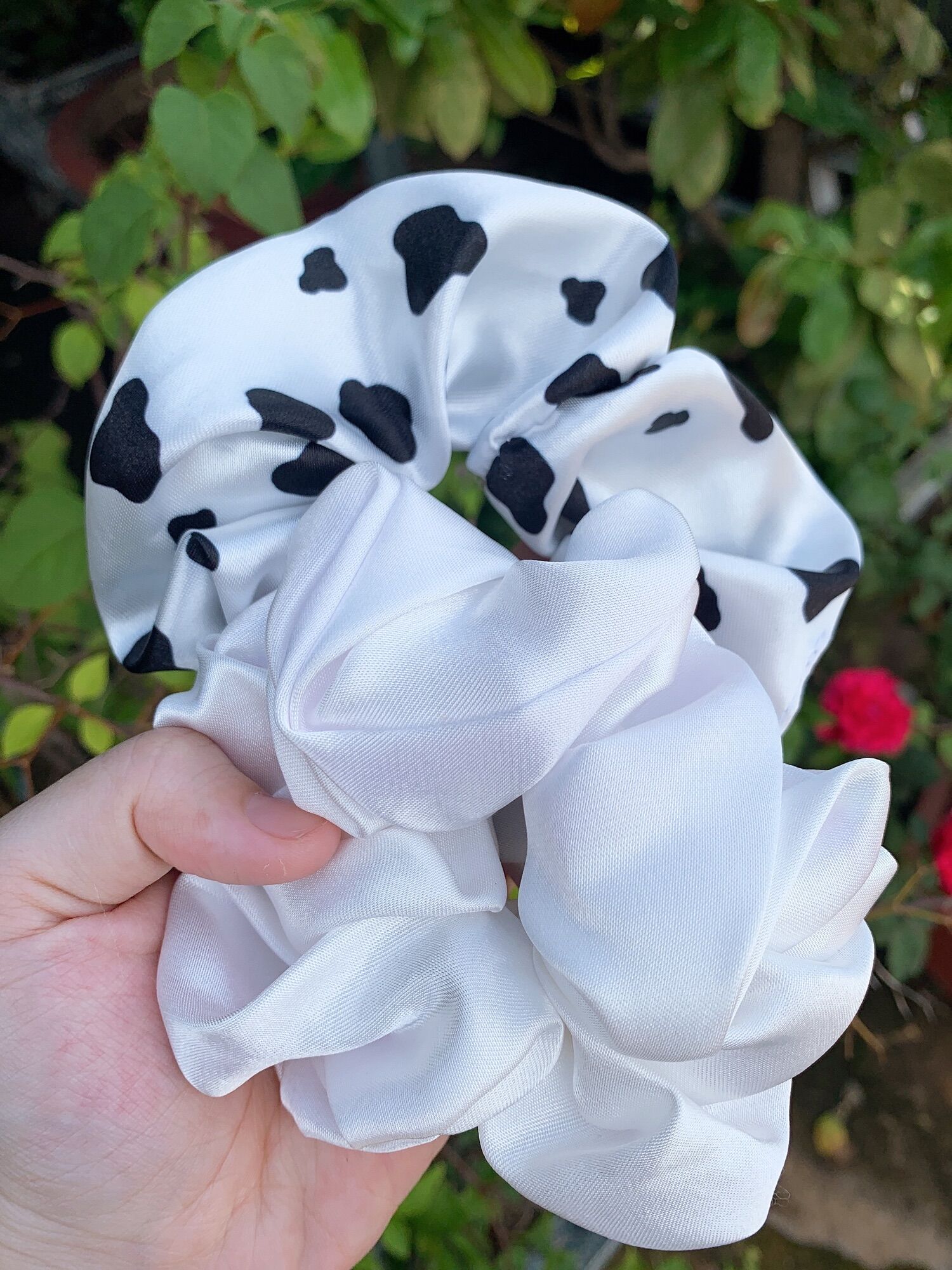 Cột tóc scrunchies bò sữa phi bóng cao cấp
