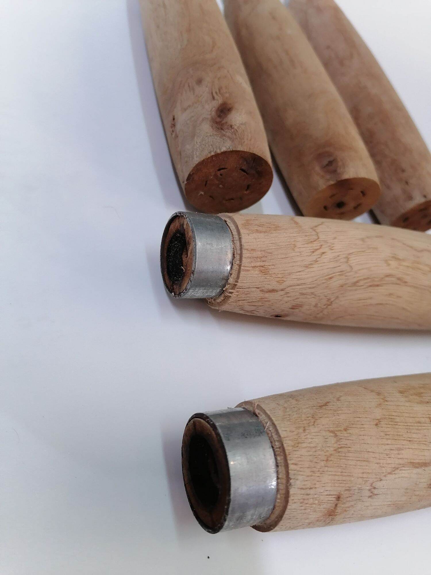 Cán Dao ( Gỗ cây mù U ).