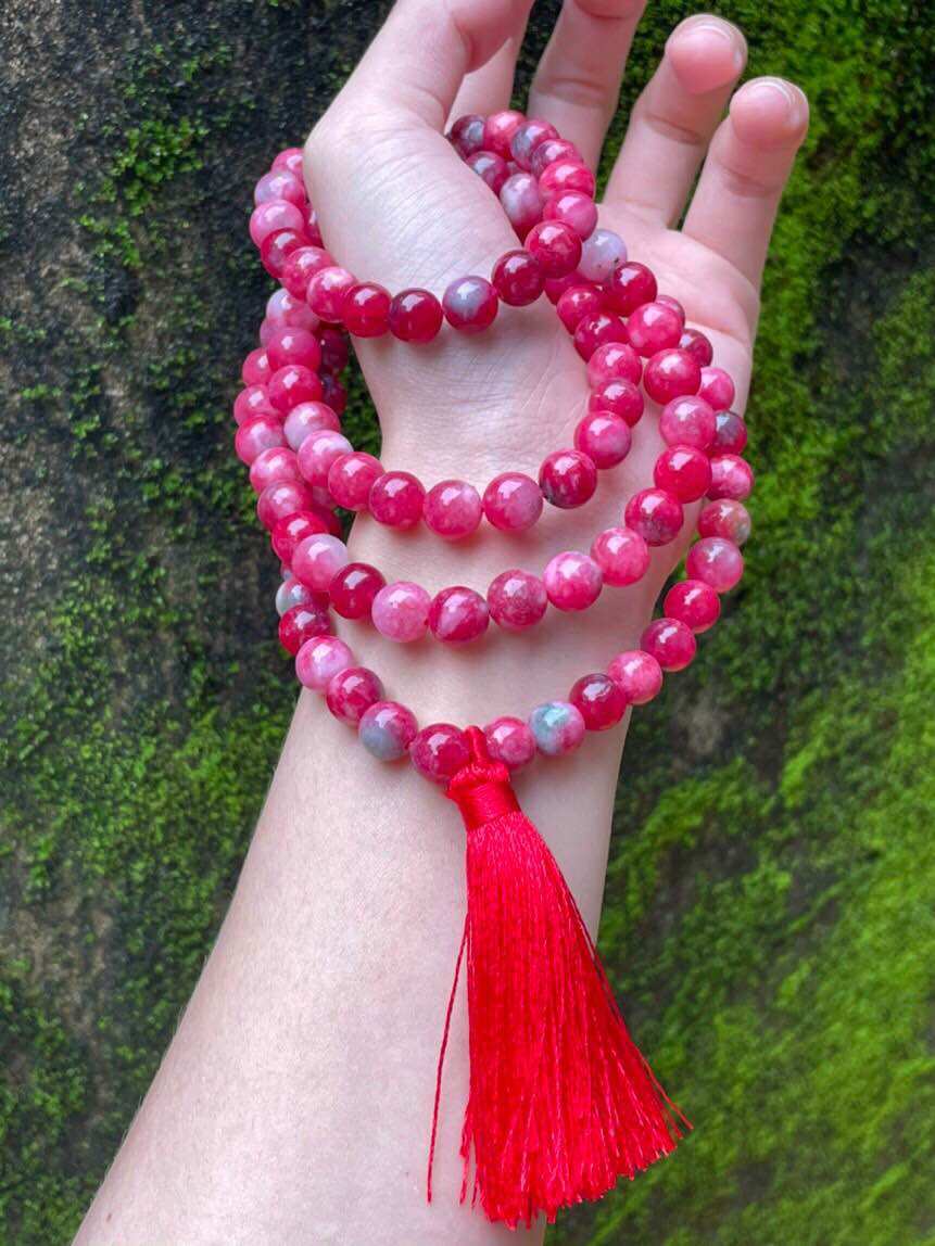 Chuỗi 108 hạt đá ruby phi hạt 8li rất đẹp
