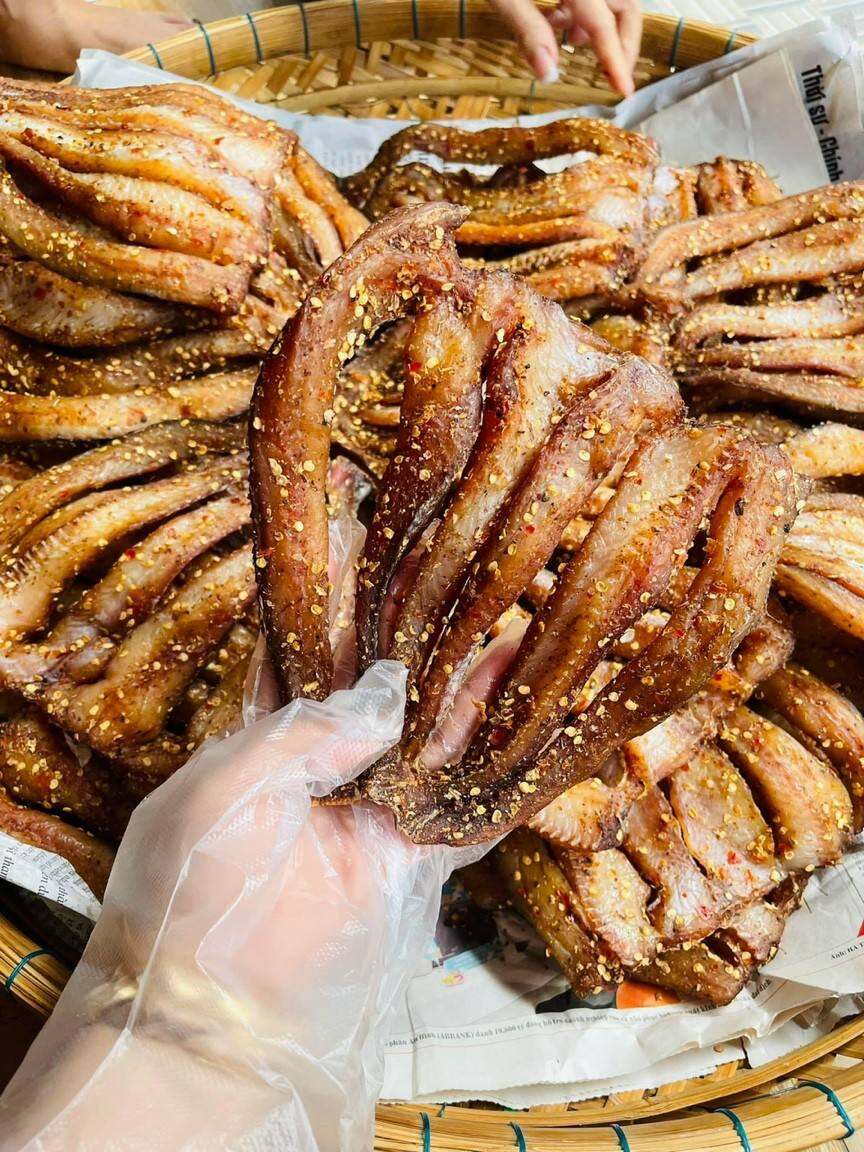 Khô cá lóc tiêu ớt vừa ăn 3 nắng 500g