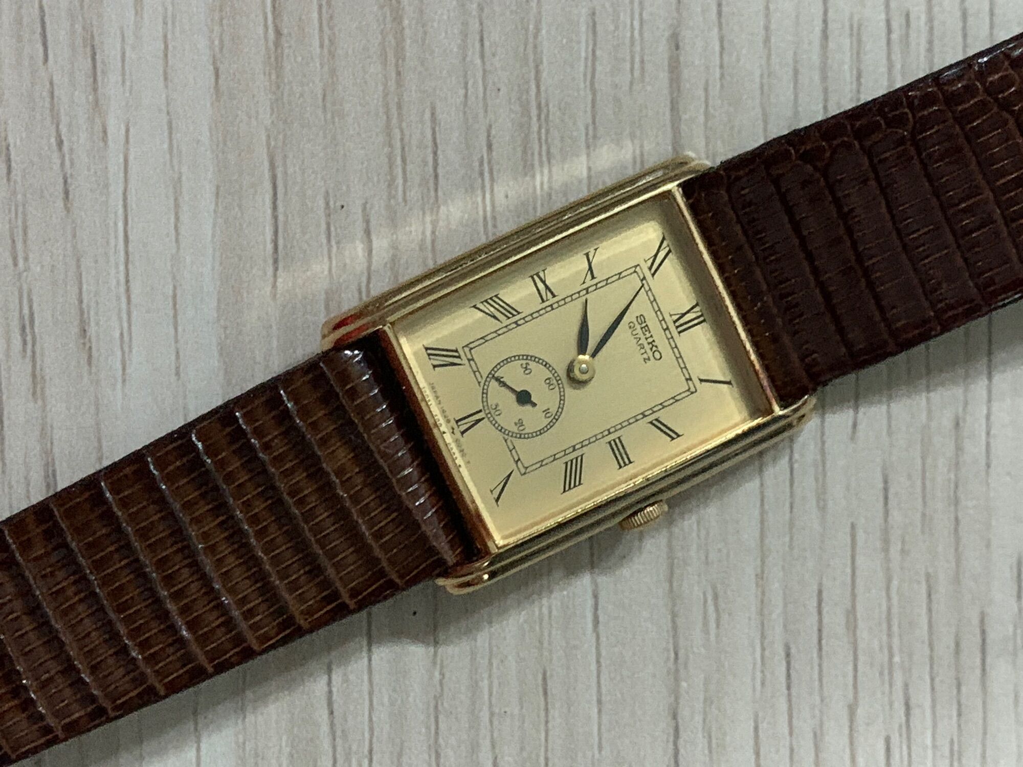 Đồng Hồ Nữ Hiệu Seiko hàng si